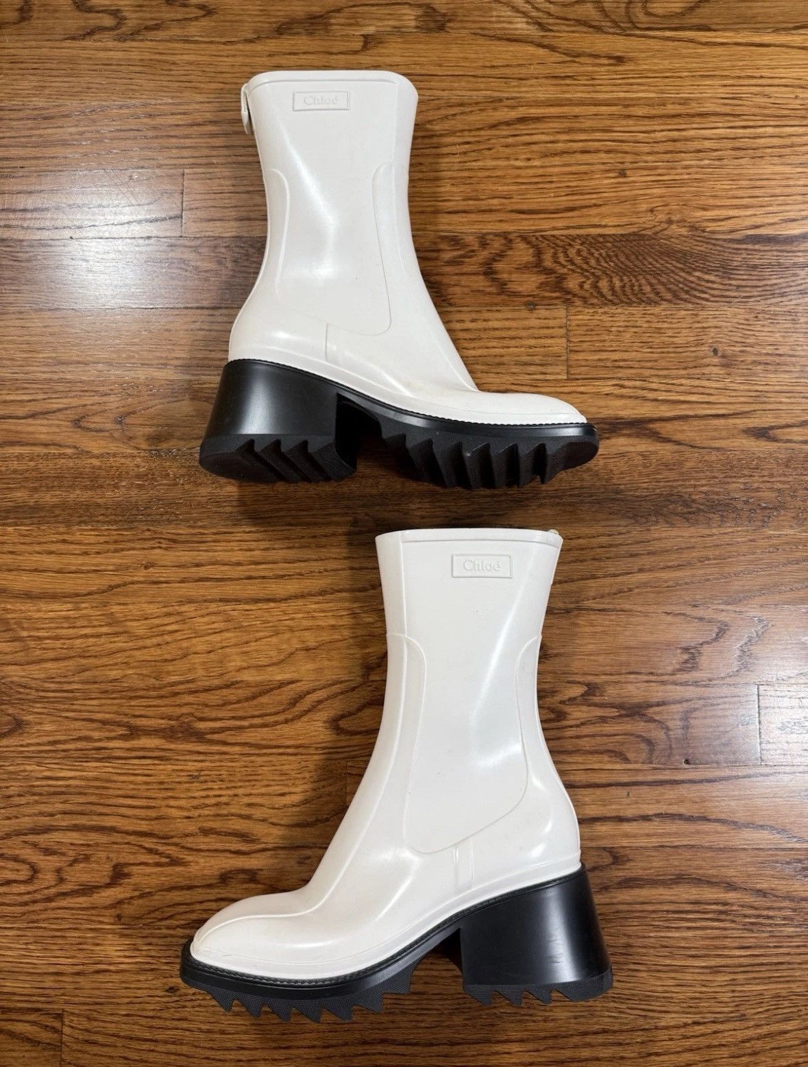 Chloe Chloe Rubber Betty Sock Rain Boots White Women’s Size 39 Size US 9 / IT 39 - 7 Thumbnail