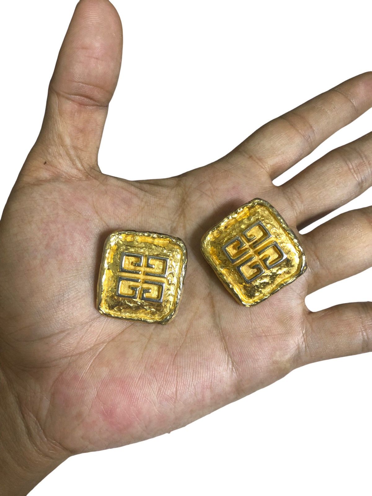 Givenchy 💯🔥Vintage GIVENCHY PARIS Square Logo Gold Earrings Parfums Size ONE SIZE - 11 Thumbnail