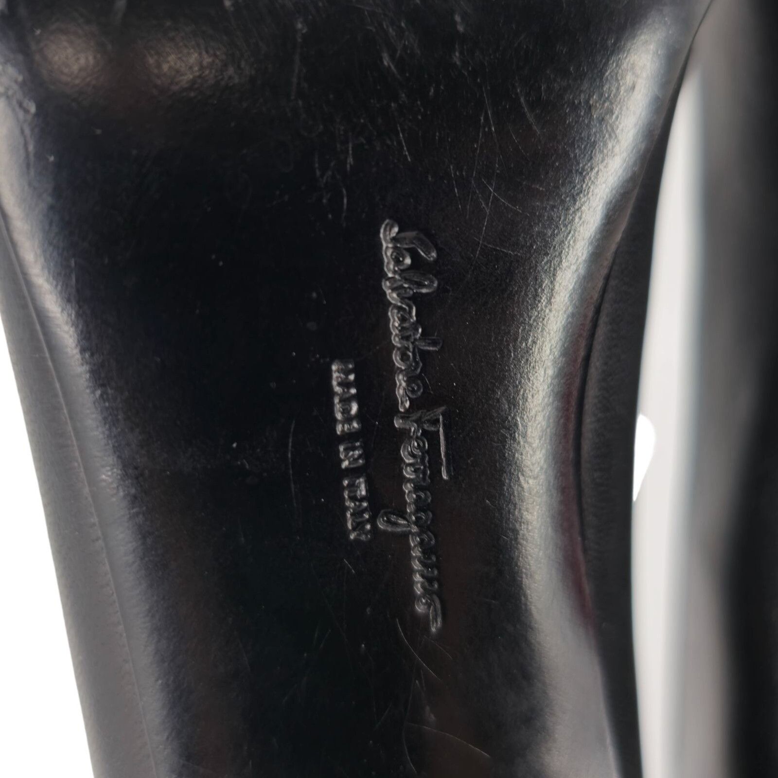 Salvatore Ferragamo Vintage Salvatore Ferragamo Classic Black Leather Dress Heel Size US 8.5 / IT 38.5 - 15 Thumbnail