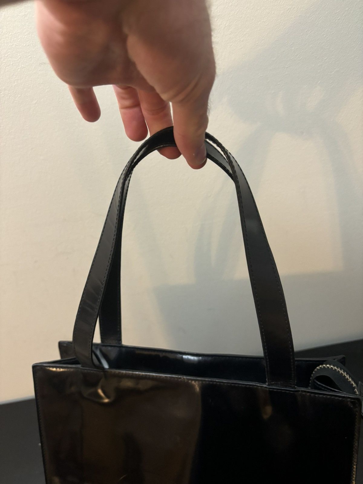 Chanel Chanel CC Logo Coco Patent Leather Shopper Tote Black Size ONE SIZE - 8 Thumbnail