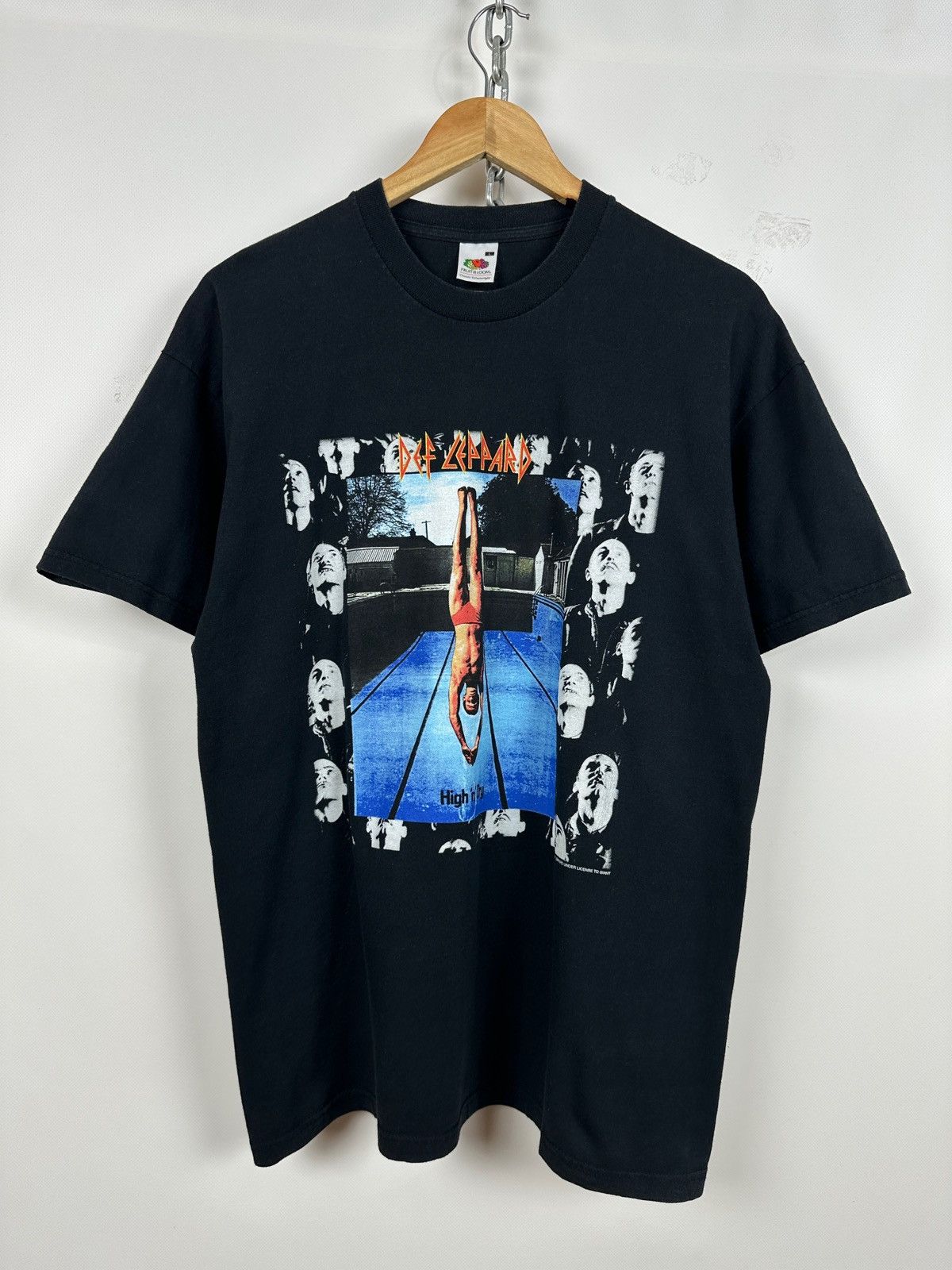 Band Tees 2002 Vintage Def Leppard High ’n’ Dry Band T-Shirt Size US L / EU 52-54 / 3 - 2 Thumbnail
