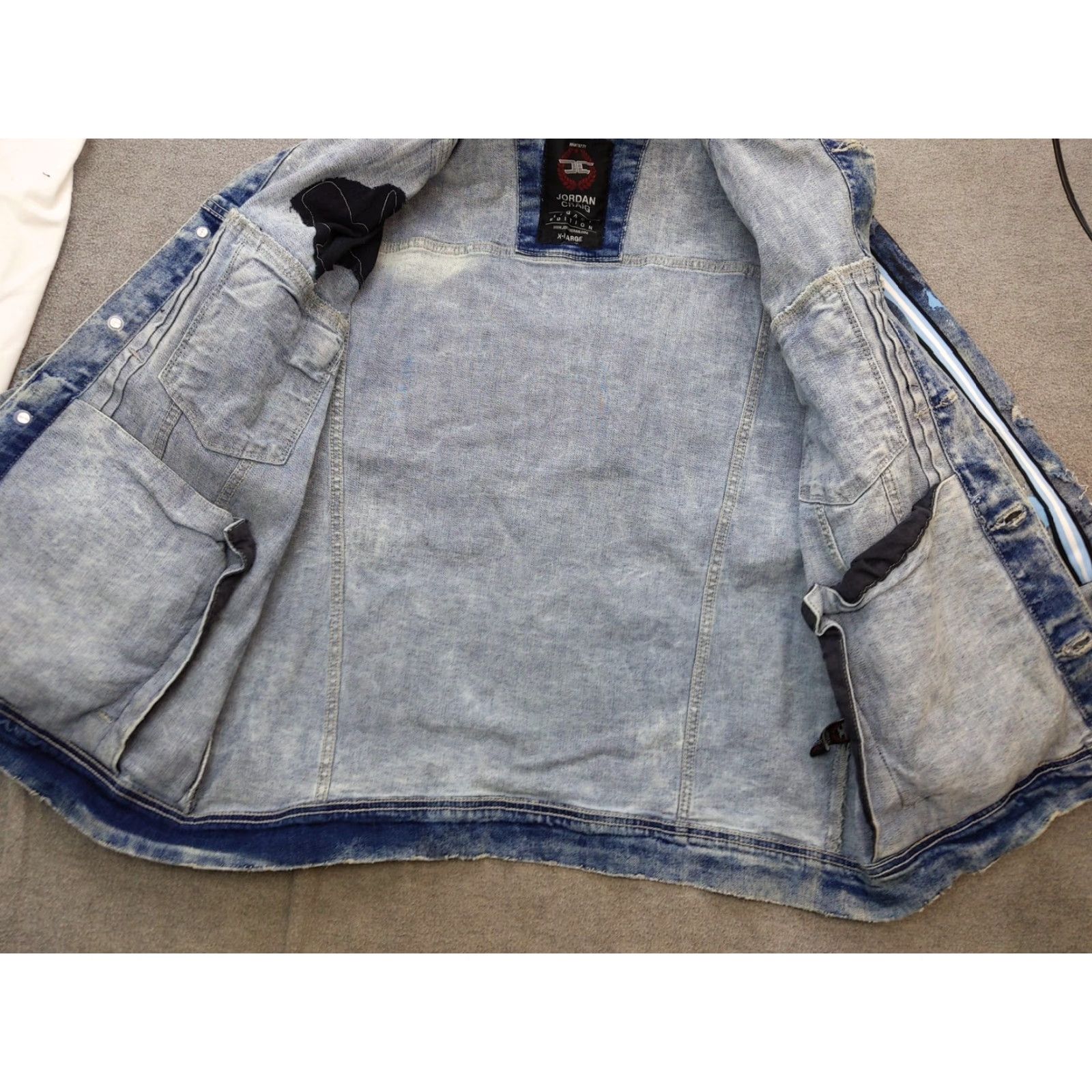 Jordan Craig Jordan Craig Jacket Mens XL Blue Denim Varsity Paint Splatter Striped Sleeves Size US XL / EU 56 / 4 - 4 Thumbnail
