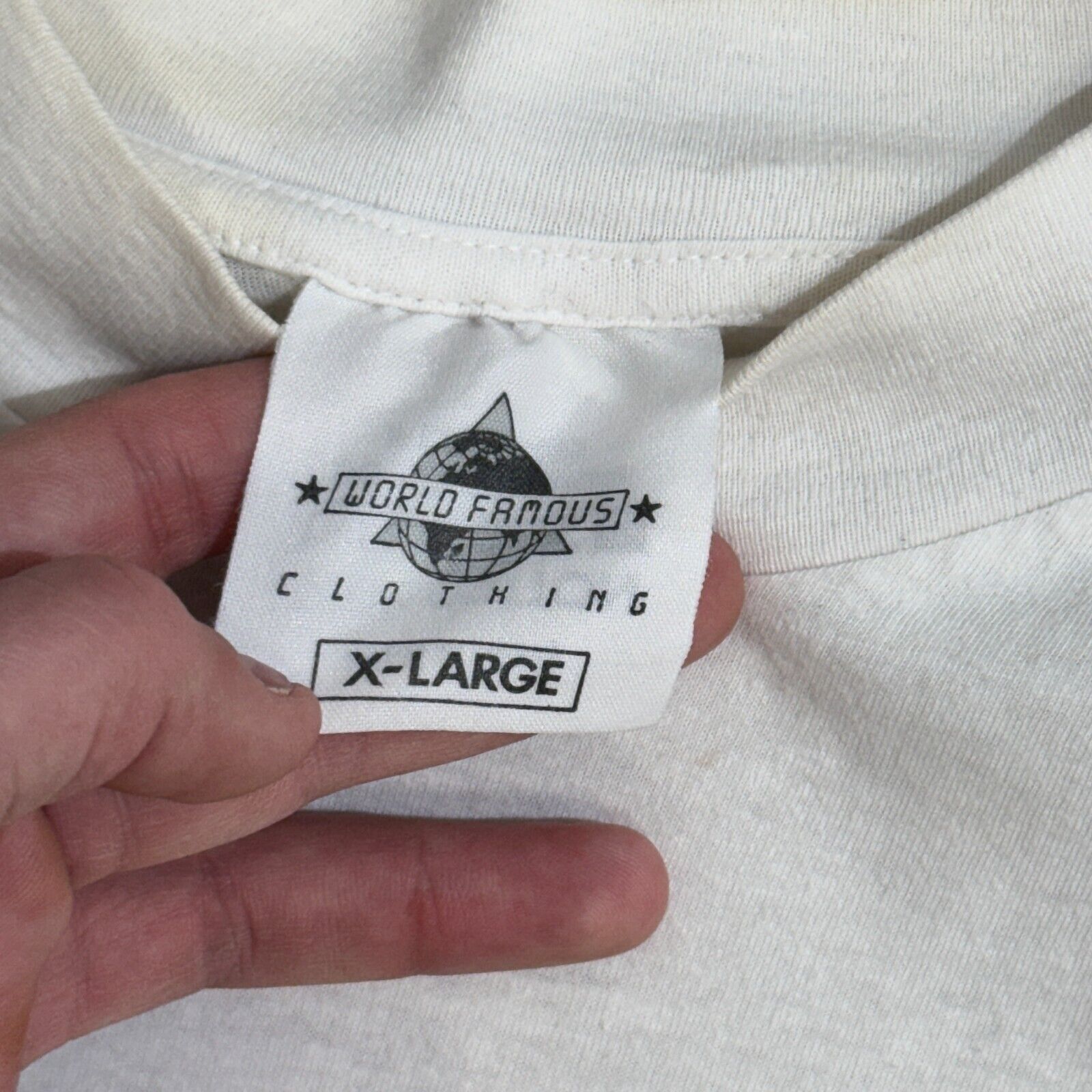 Vintage Vintage White Cotton T-Shirt Size XL Garfield 1978 Ski Sking Size US XL / EU 56 / 4 - 7 Thumbnail