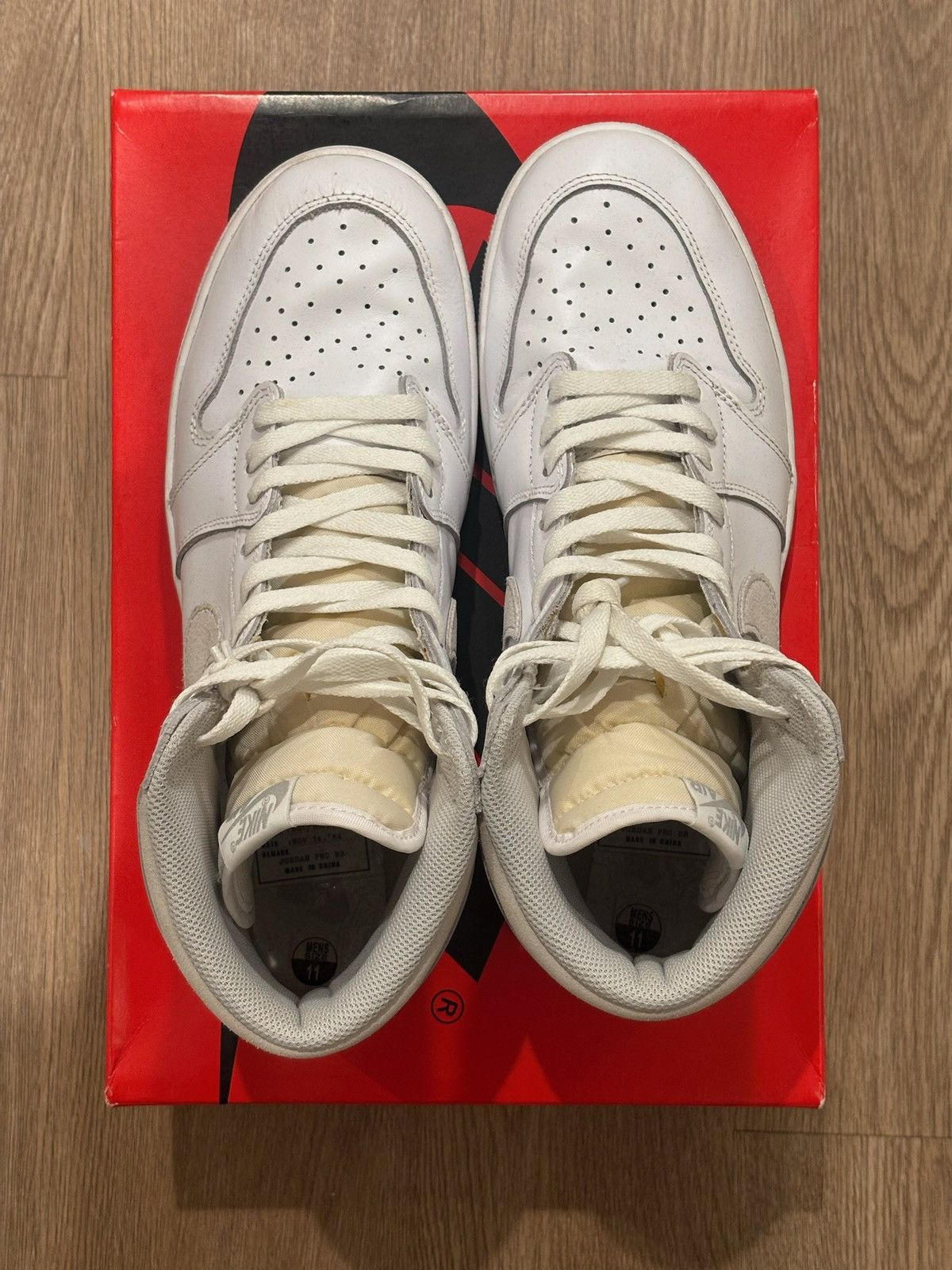 Nike Air Jordan Retro High 85’ Neutral Grey Size US 11 / EU 44 - 3 Thumbnail