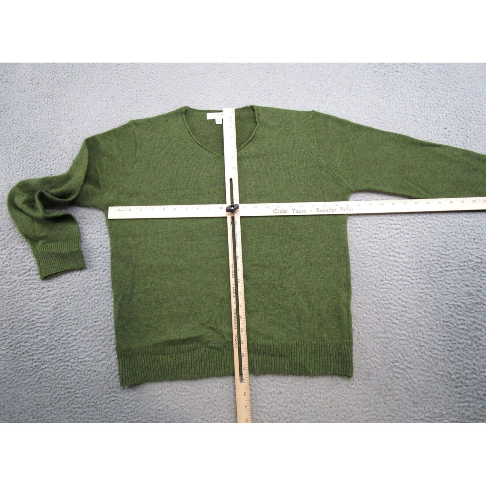 Vintage Heimish Sweater Shirt Womens Knit Lightweight V-Neck Wool Blend Green SZ M Size M / US 6-8 / IT 42-44 - 4 Thumbnail