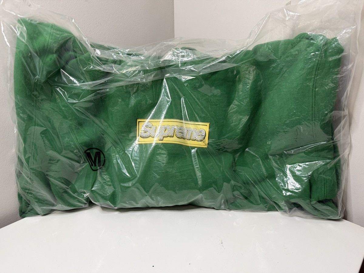 Supreme Supreme bling box logo size M Size US M / EU 48-50 / 2 - 3 Thumbnail