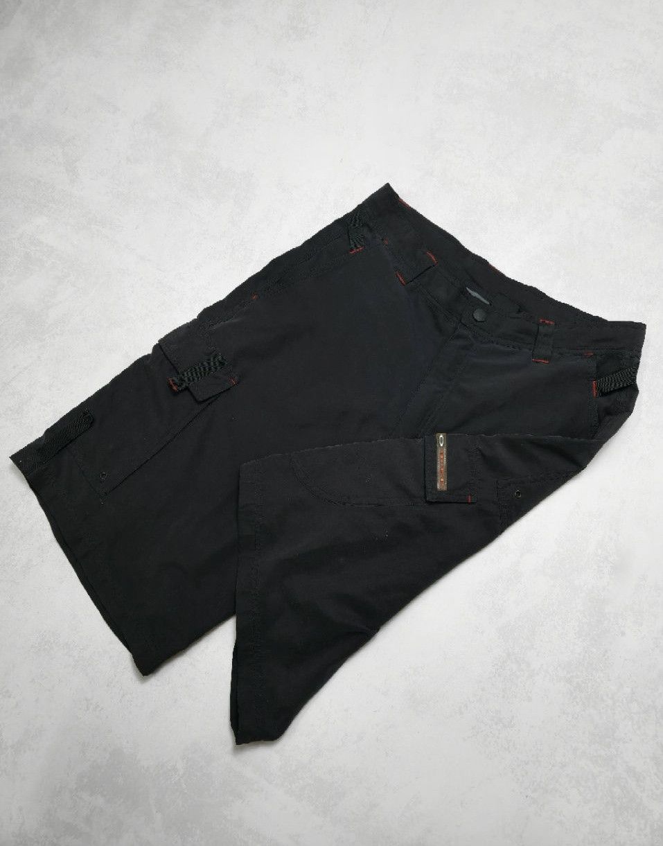 Oakley Vintage Oakley Software Vented Technical Shorts Cargo Size US 32 / EU 48 - 2 Thumbnail