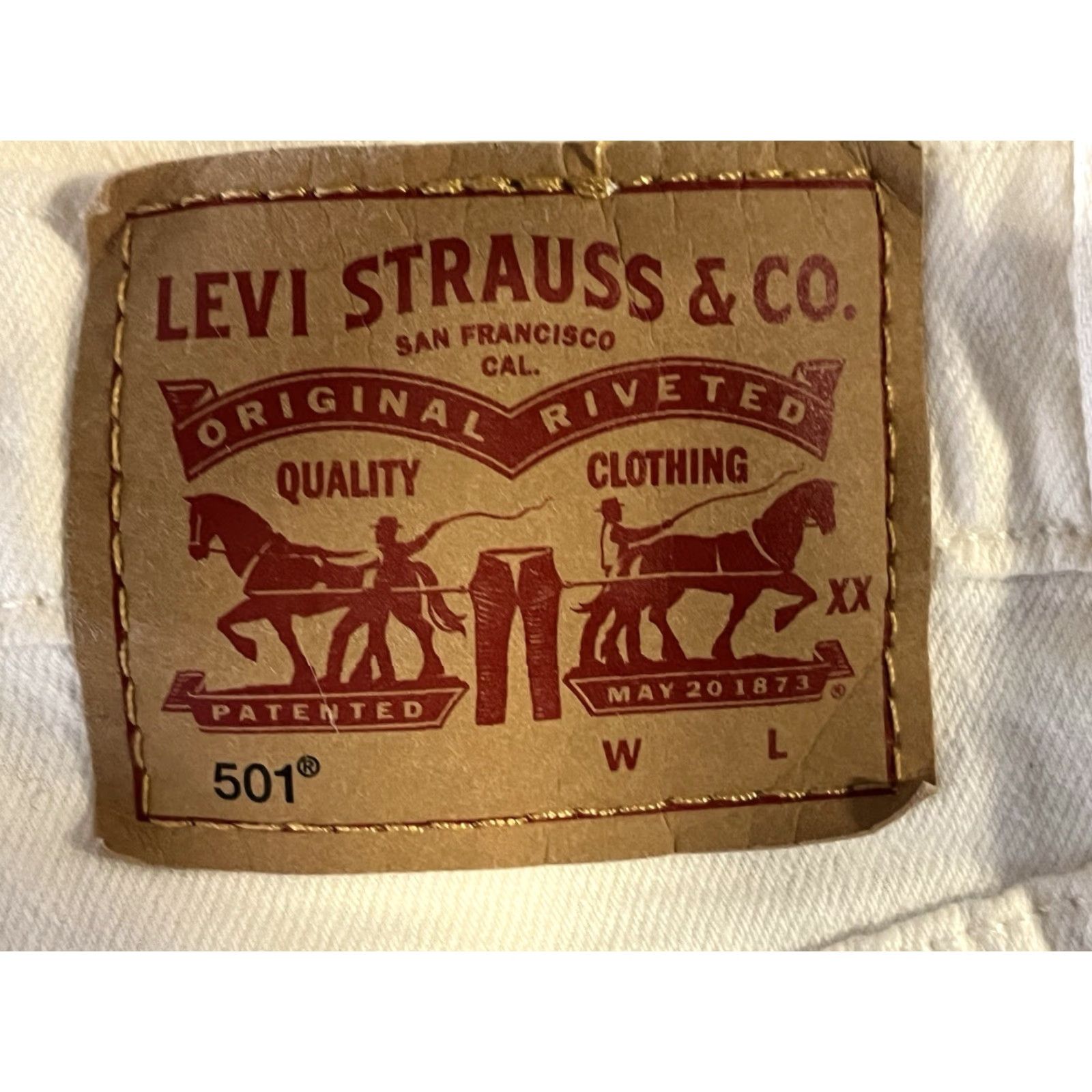 Levi's Levi's 501 White Button Fly High Rise Jean Shorts Women's Size 28 Casual Solid White Cut-Off Jeans Short Women's 28 Size 28" / US 6 / IT 42 - 6 Thumbnail