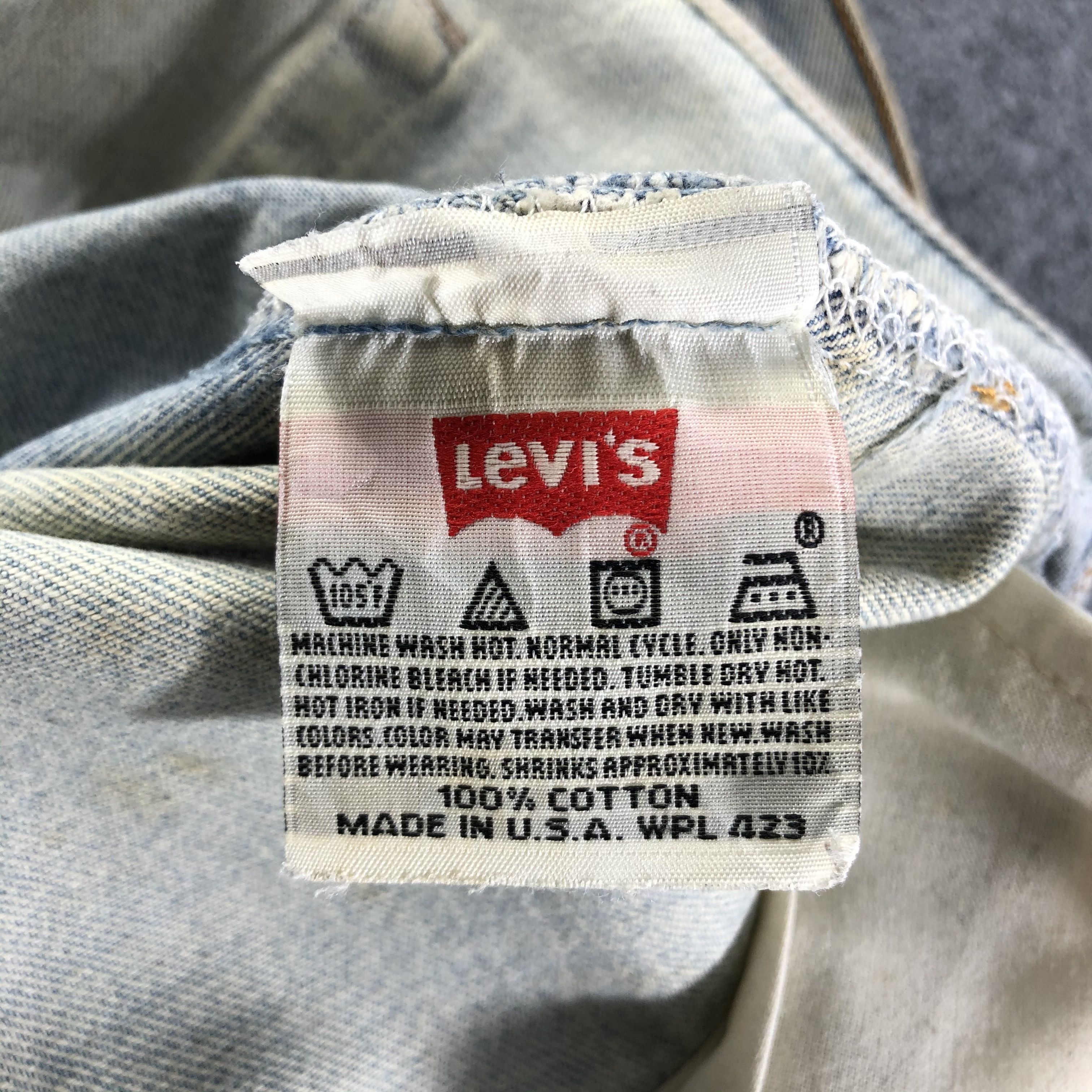 Levi's Vintage Light Wash Levis 501 Jeans-J2775 Size US 35 - 10 Thumbnail