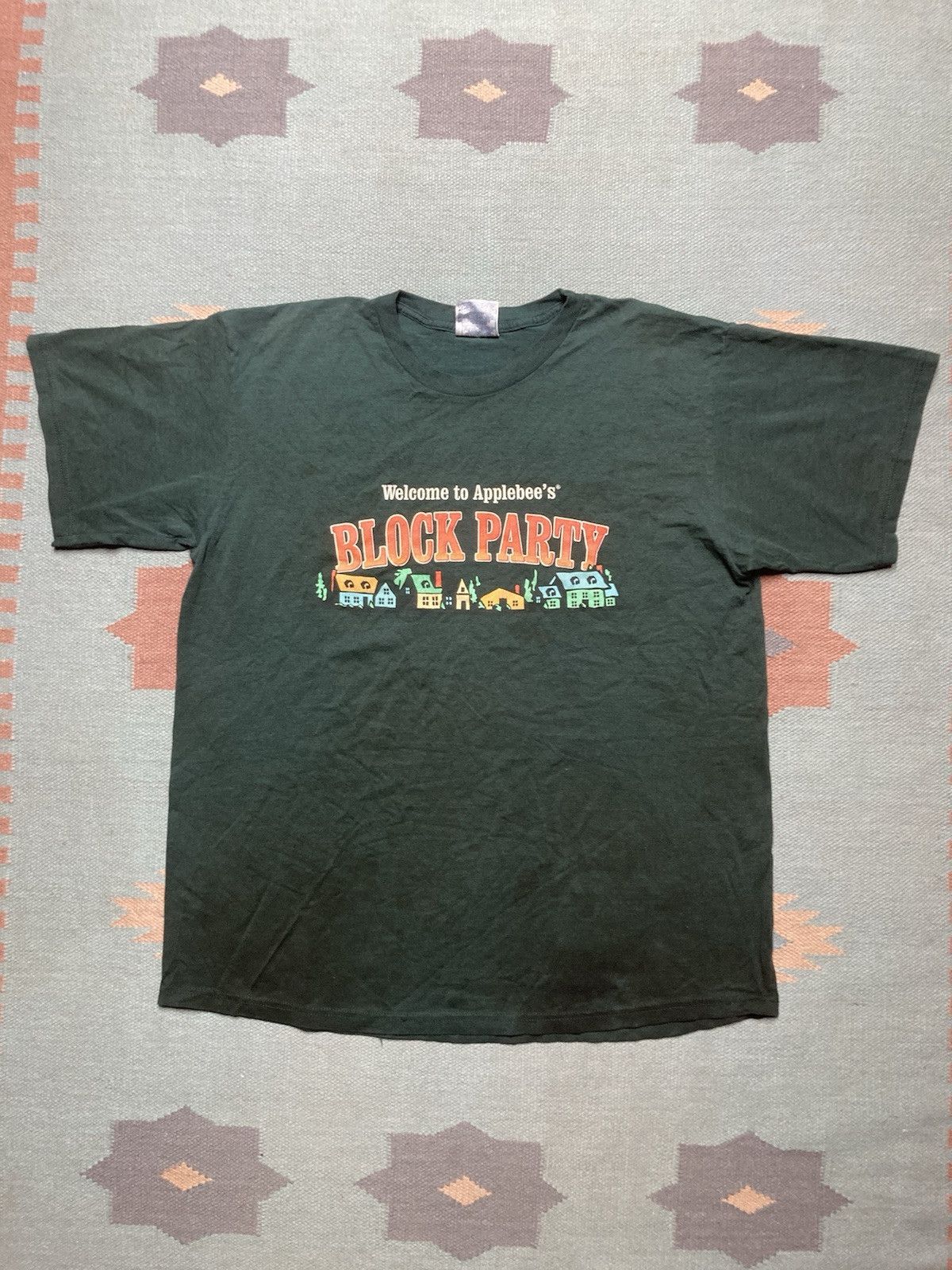 Vintage Vtg t shirt welcome to Applebee’s block party restaurant XL Size US XL / EU 56 / 4 - 1 Thumbnail