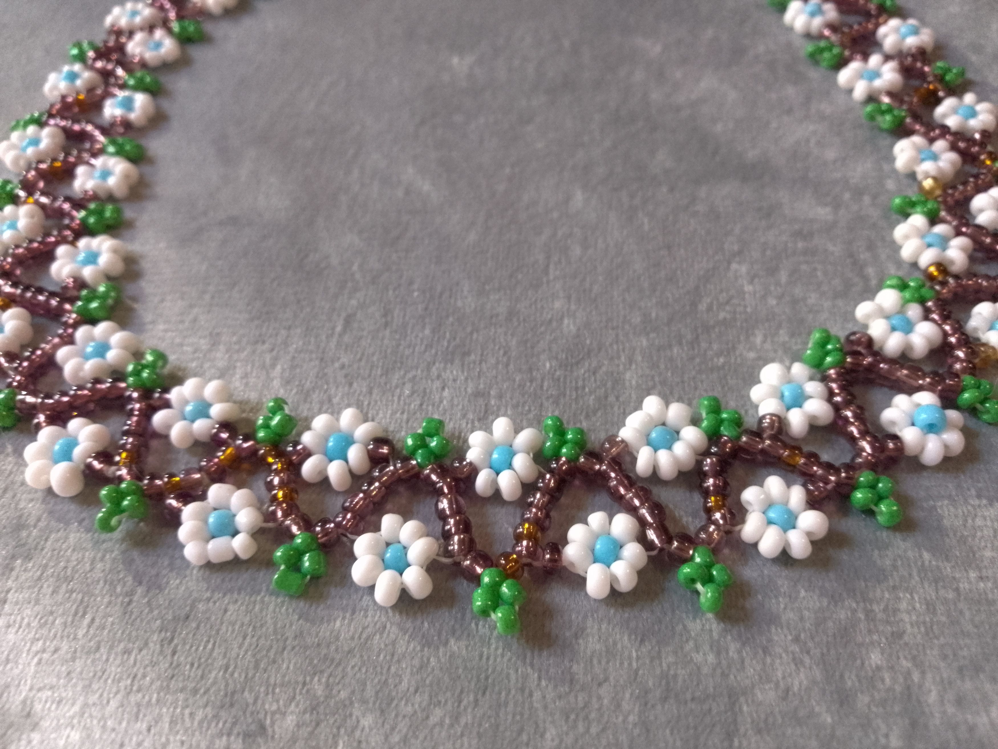 Handmade Necklace. Netted Beaded Flowers. Elegant. In glass Size ONE SIZE - 7 Thumbnail