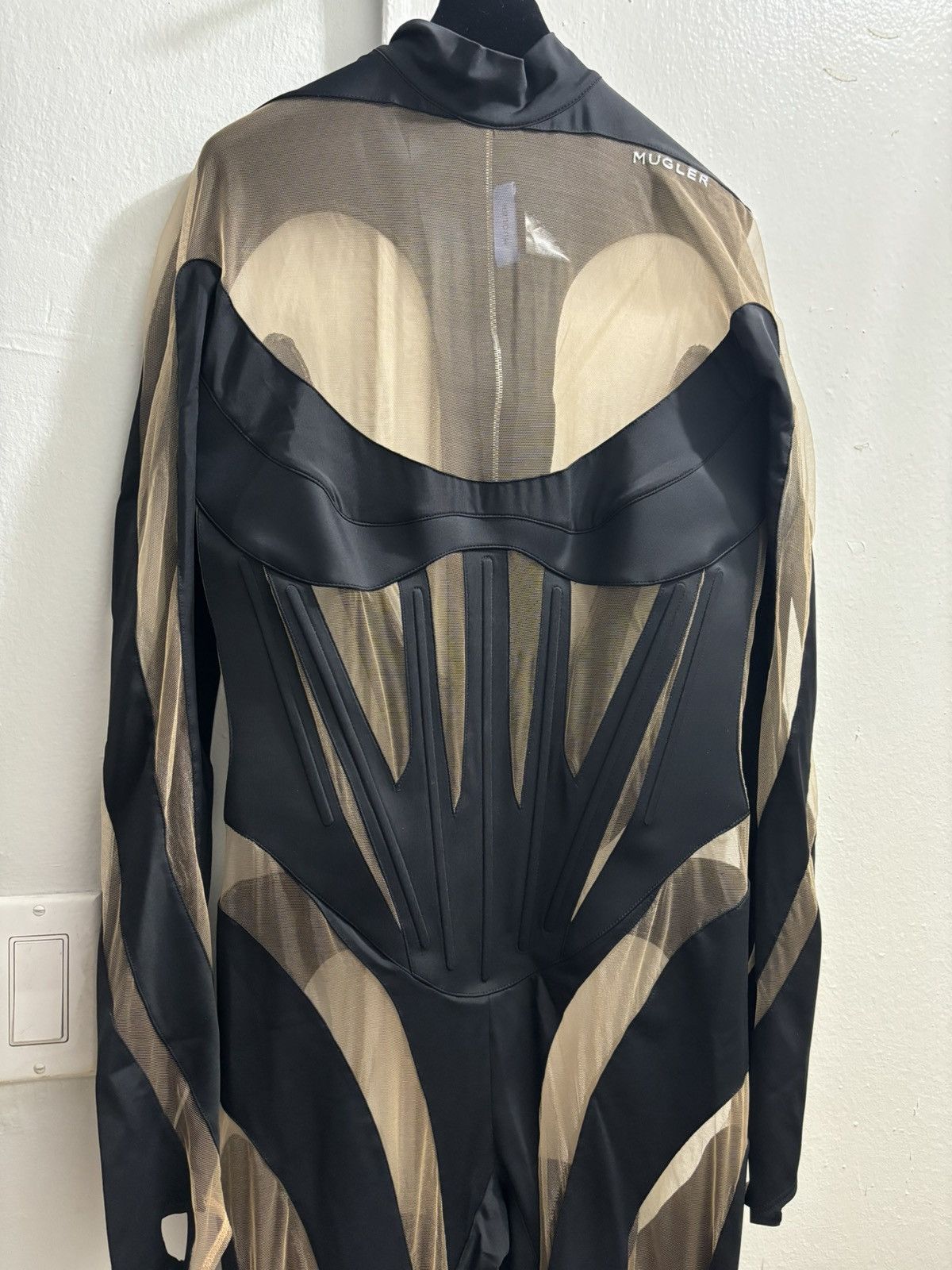 Mugler Authentic Mugler built in corset jumpsuit. Size 28" / US 6 / IT 42 - 3 Thumbnail