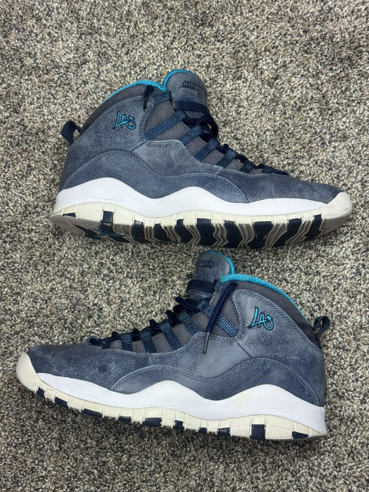 Jordan Brand × Nike Jordan 10 retro Los Angeles Size US 9 / EU 42 - 2 Thumbnail
