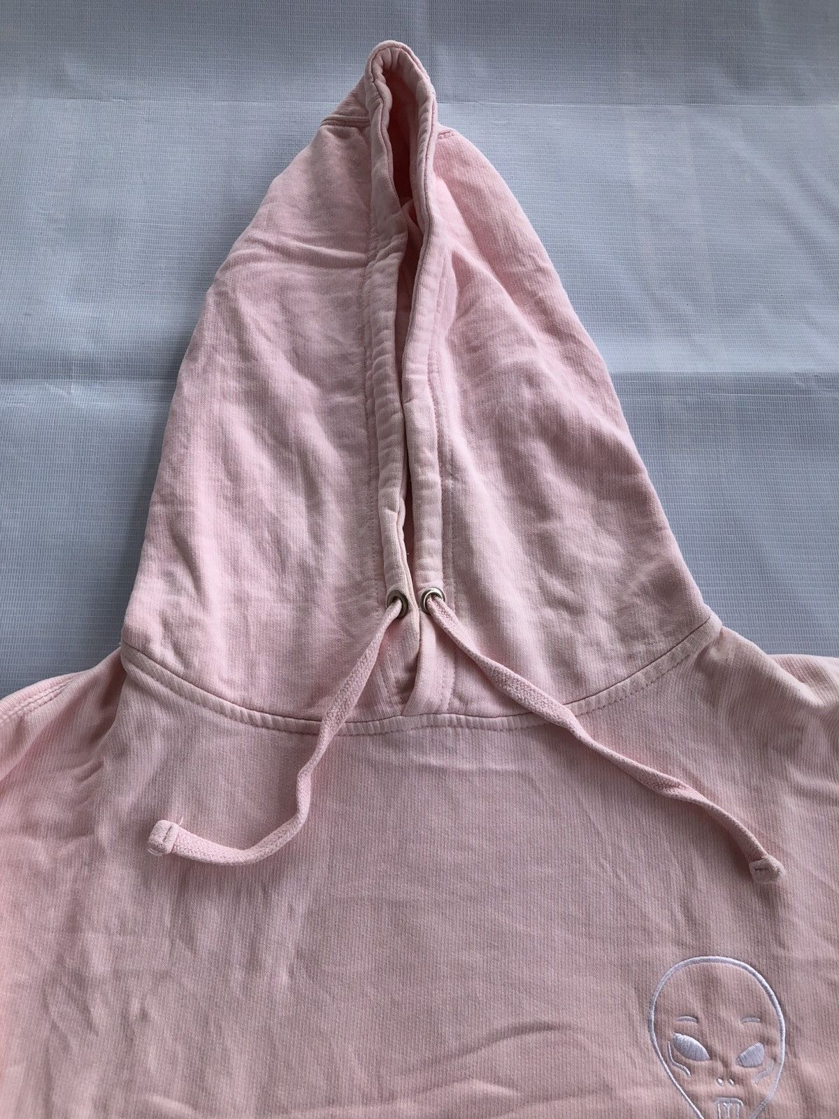 RIPNDIP RIPNDIP we out here alien embroidered Logo Hoodie Size US XL / EU 56 / 4 - 5 Thumbnail