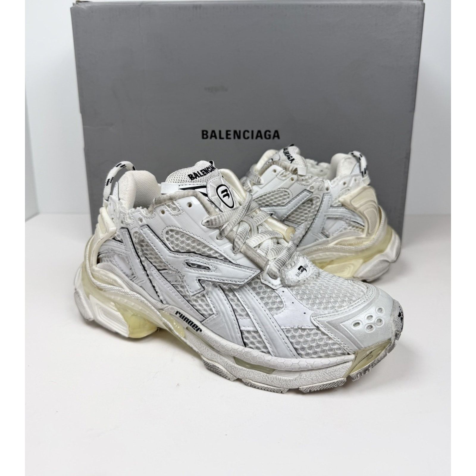 Balenciaga Size 34EU/4W - Balenciaga Runner Distressed NEW Size US 4 / IT 34 - 2 Thumbnail