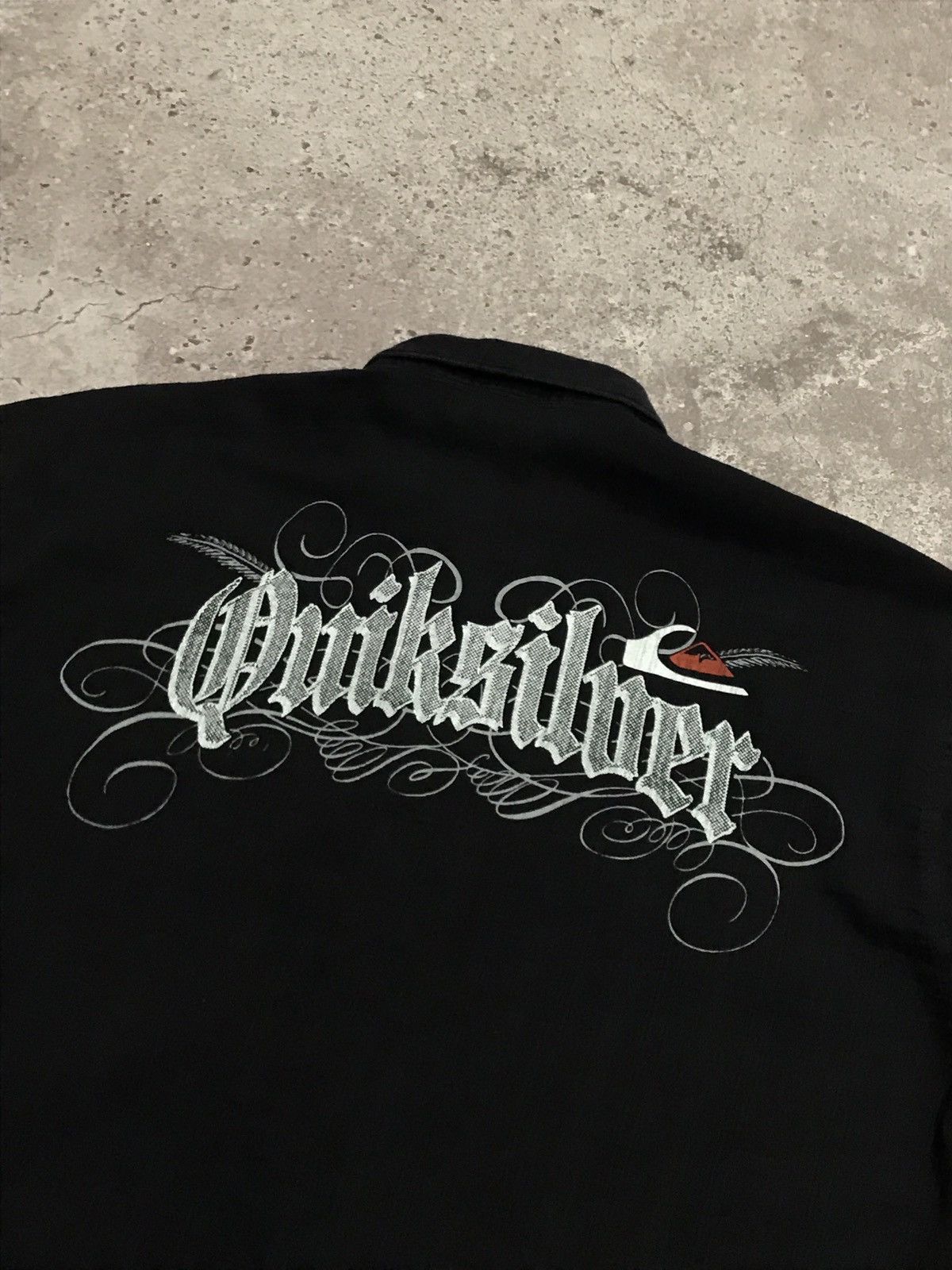 Quiksilver × Vintage Vintage 90s Short Sleeve Shirt Quiksilver Graphic Print XL Size US XL / EU 56 / 4 - 4 Thumbnail