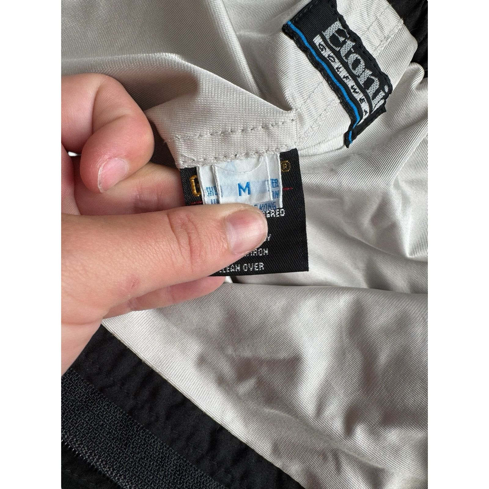 Etonic Vintage Etonic Gore-Tex Wind Pants Men’s M Black Golf Pant Size 33" - 7 Thumbnail