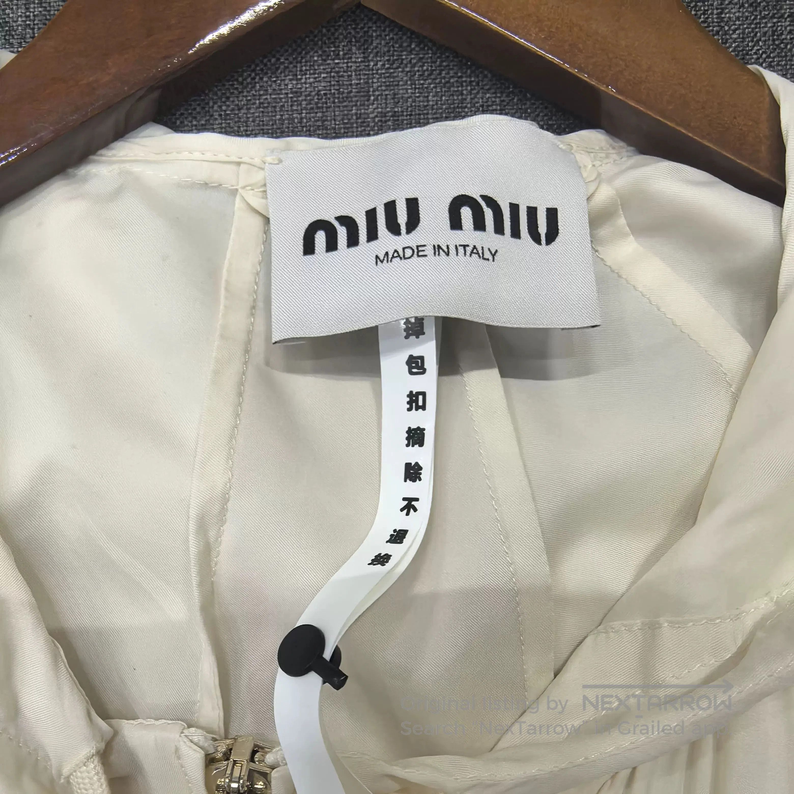 Miu Miu miumiu cream small logo jacket size 36. Size US S / EU 44-46 / 1 - 4 Thumbnail