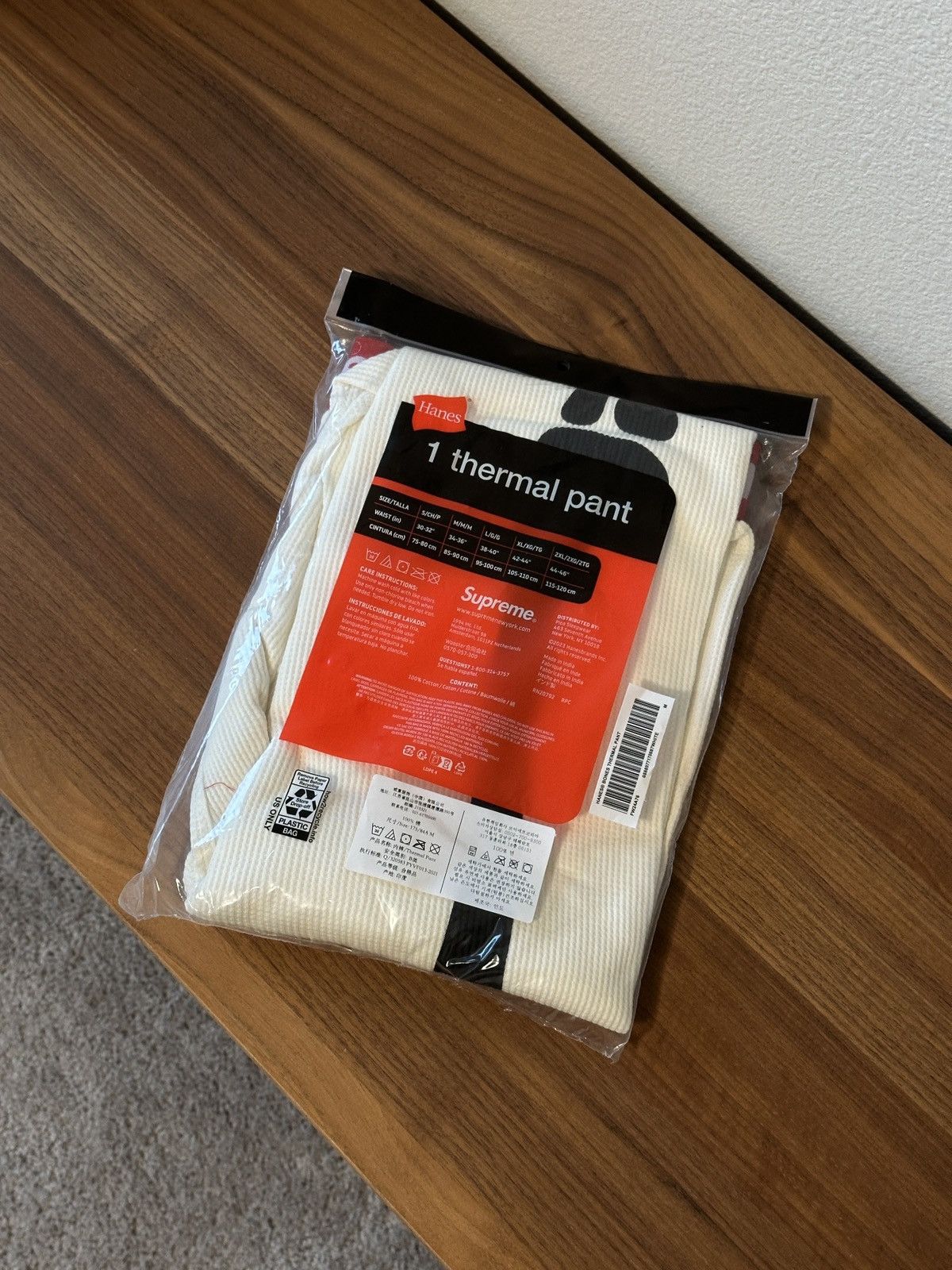Hanes × Supreme SUPREME Bone Thermal Pants Size US 32 / EU 48 - 2 Thumbnail