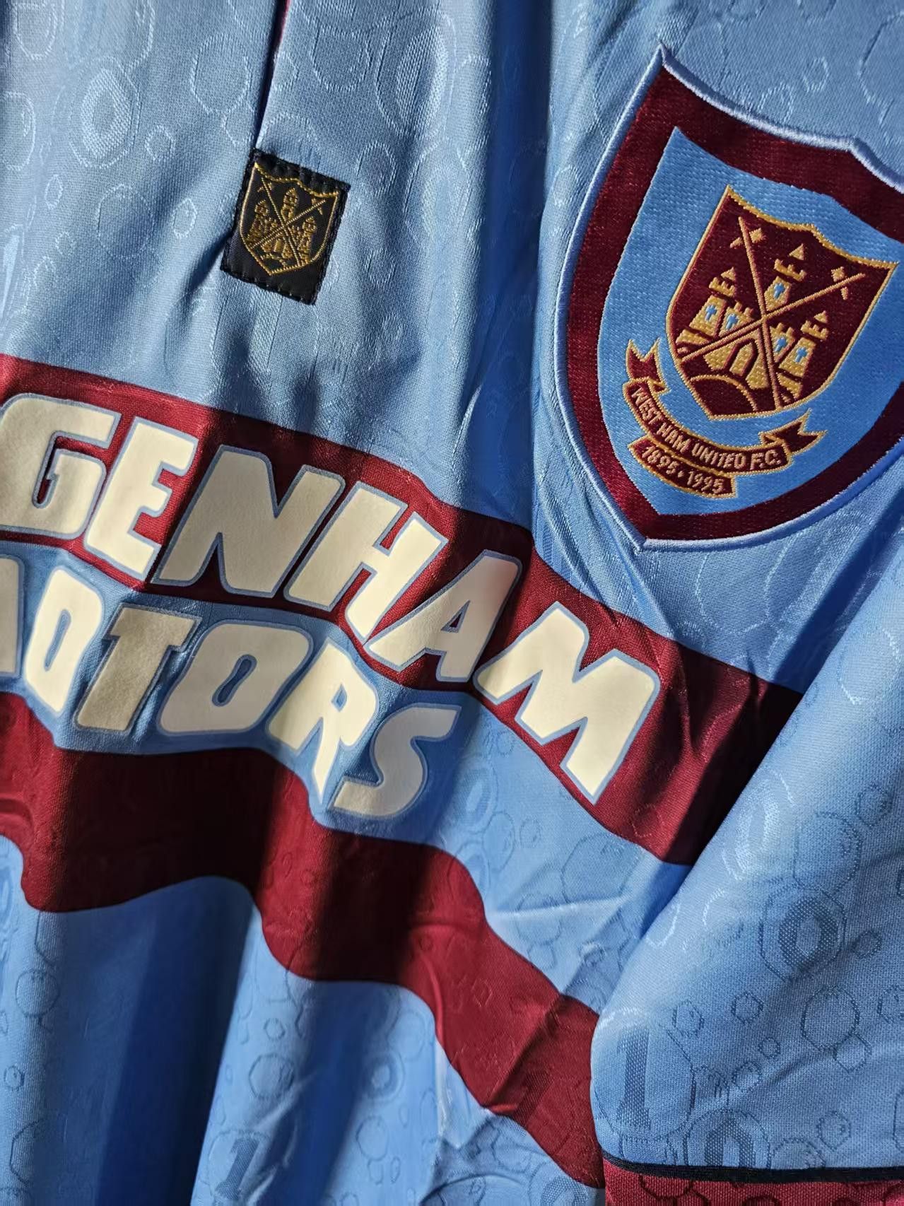 Other 1995 1997 West Ham United Soccer Jersey Size US L / EU 52-54 / 3 - 3 Thumbnail