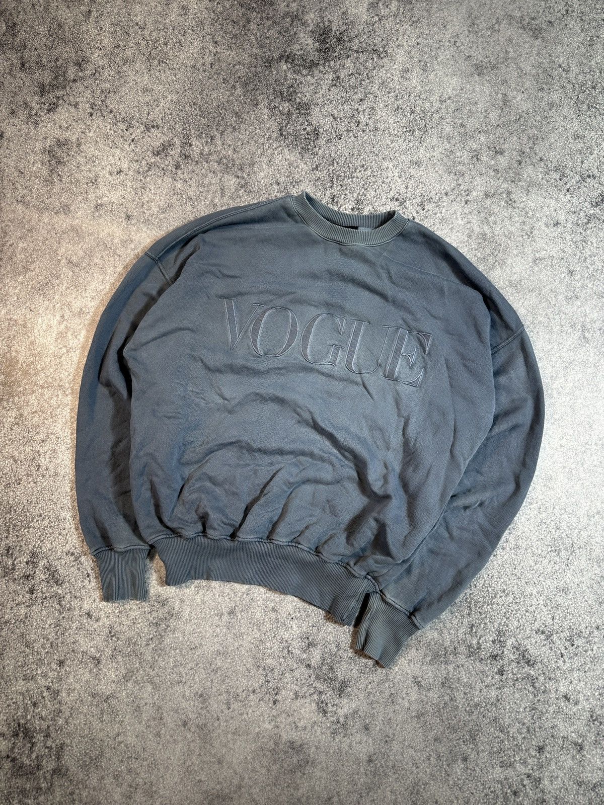 Vogue Vogue Big Logo Sweatshirt Streetwear Rare Style USA S Size US S / EU 44-46 / 1 - 1 Thumbnail