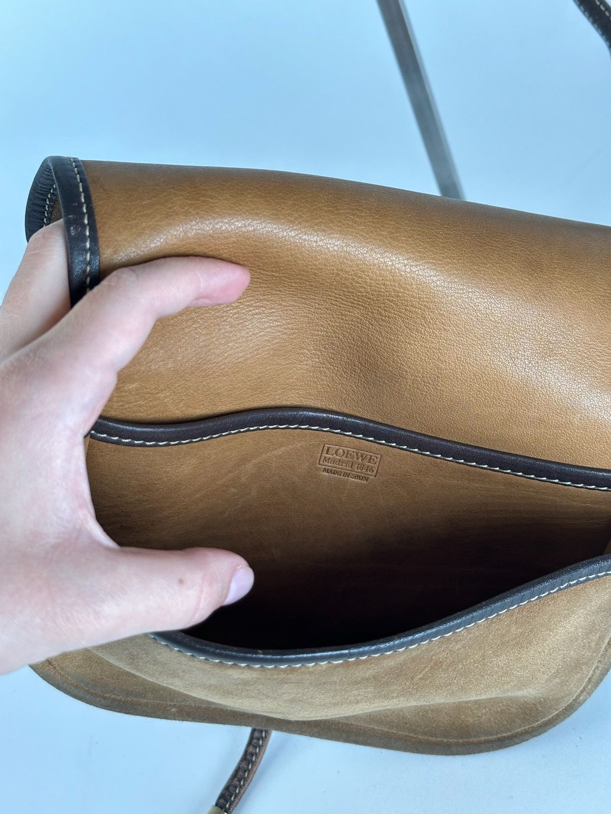Loewe Vintage Loewe Madrid Suede Crossbody Bag Brown Size ONE SIZE - 3 Thumbnail