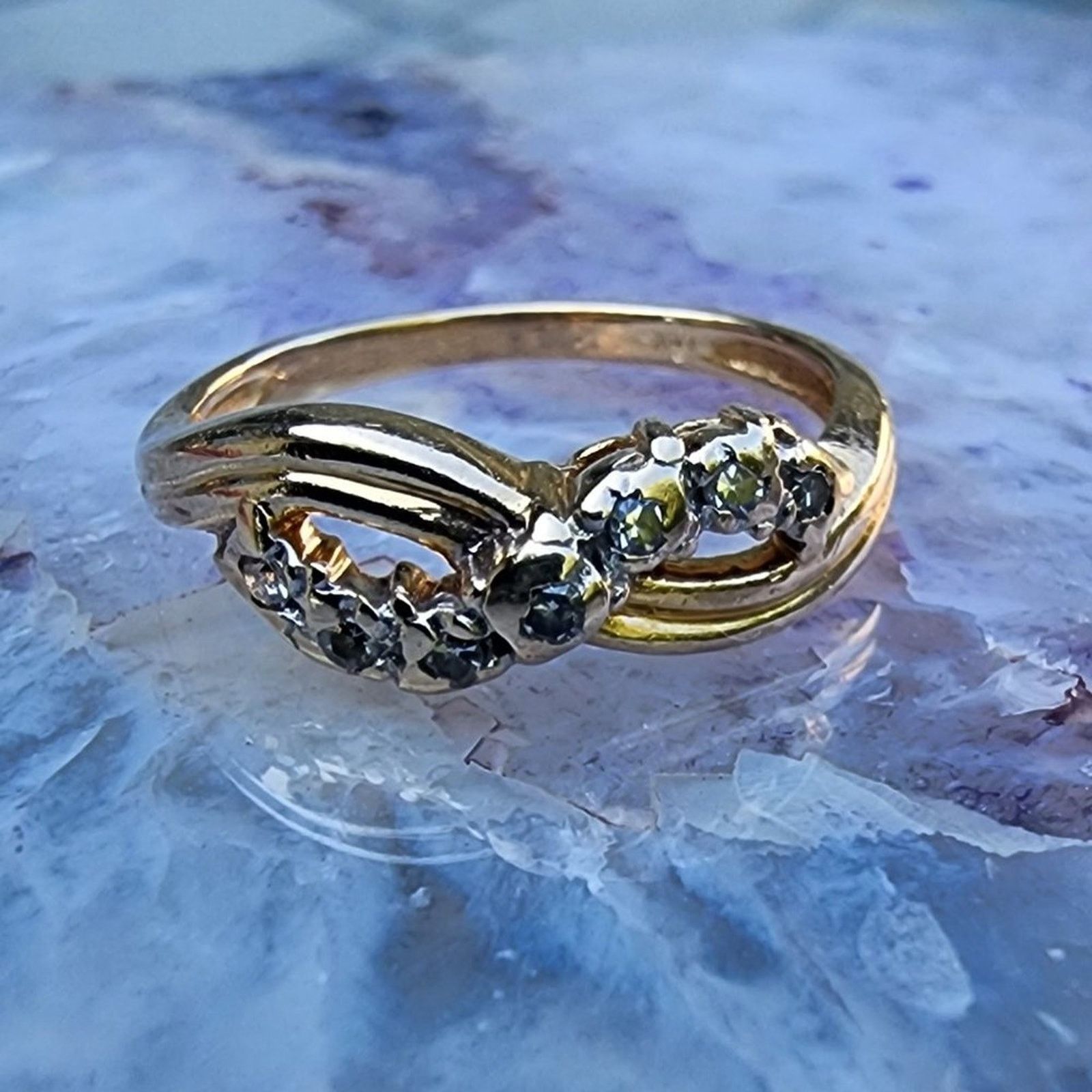 Vintage 14K Yellow Gold Infinity Symbol Diamond Accent Pinky Ring Size ONE SIZE - 10 Thumbnail