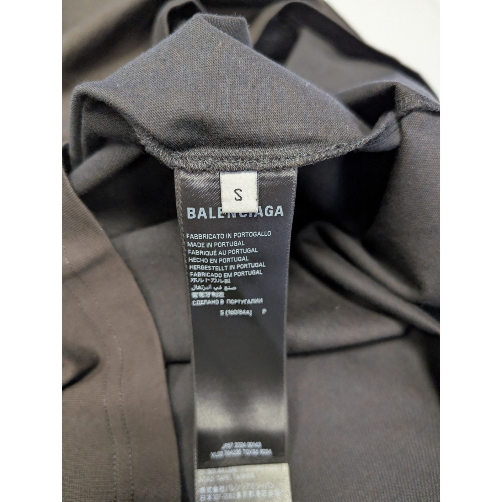 Balenciaga o1rshd1 Beverly Hills Vintage Jersey T-Shirt in Washed Black Size US S / EU 44-46 / 1 - 16 Thumbnail