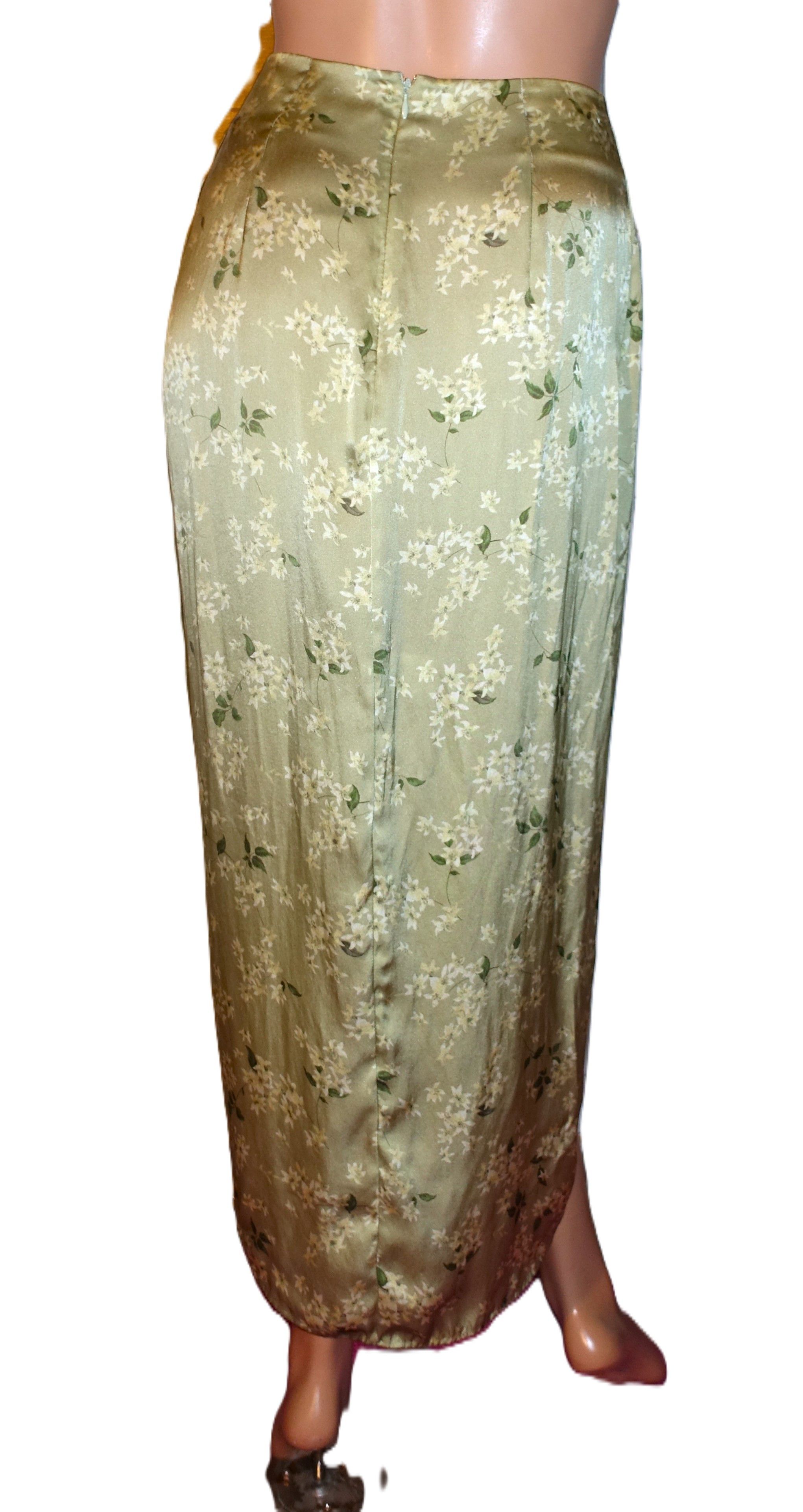 Rebecca Taylor Rebecca Taylor Green Silk Floral Wrap Skirt 0 Size 24" / US 00 / IT 34 - 5 Thumbnail