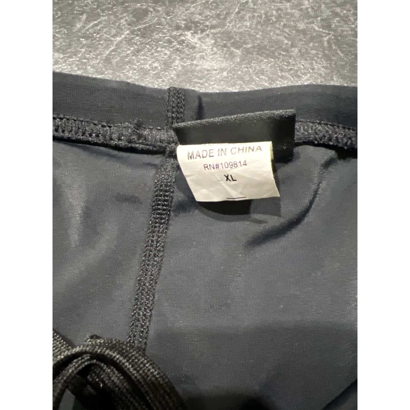 Vintage Canari Men's Padded Cycling Biking Shorts XL Black Activewear Biker Sportswear Workout Fitness Size US 36 / EU 52 - 2 Thumbnail