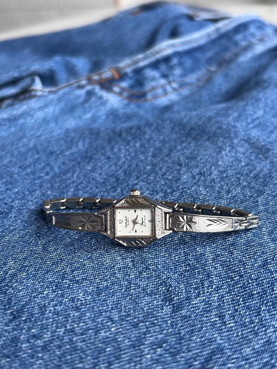 Japanese Brand × Vintage Vintage Japanese style futuristic Watch Size ONE SIZE - 4 Thumbnail