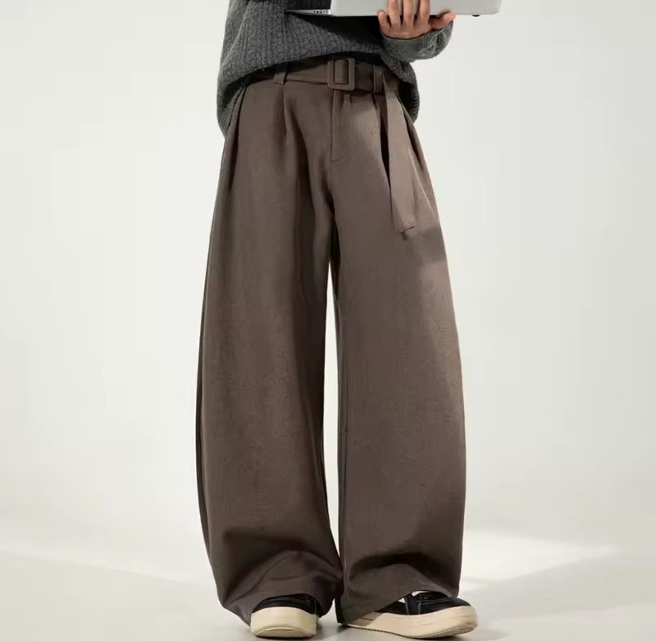 Other Casual Streetwear Basic Brown Loose School Pants Size US 30 / EU 46 - 1 Thumbnail