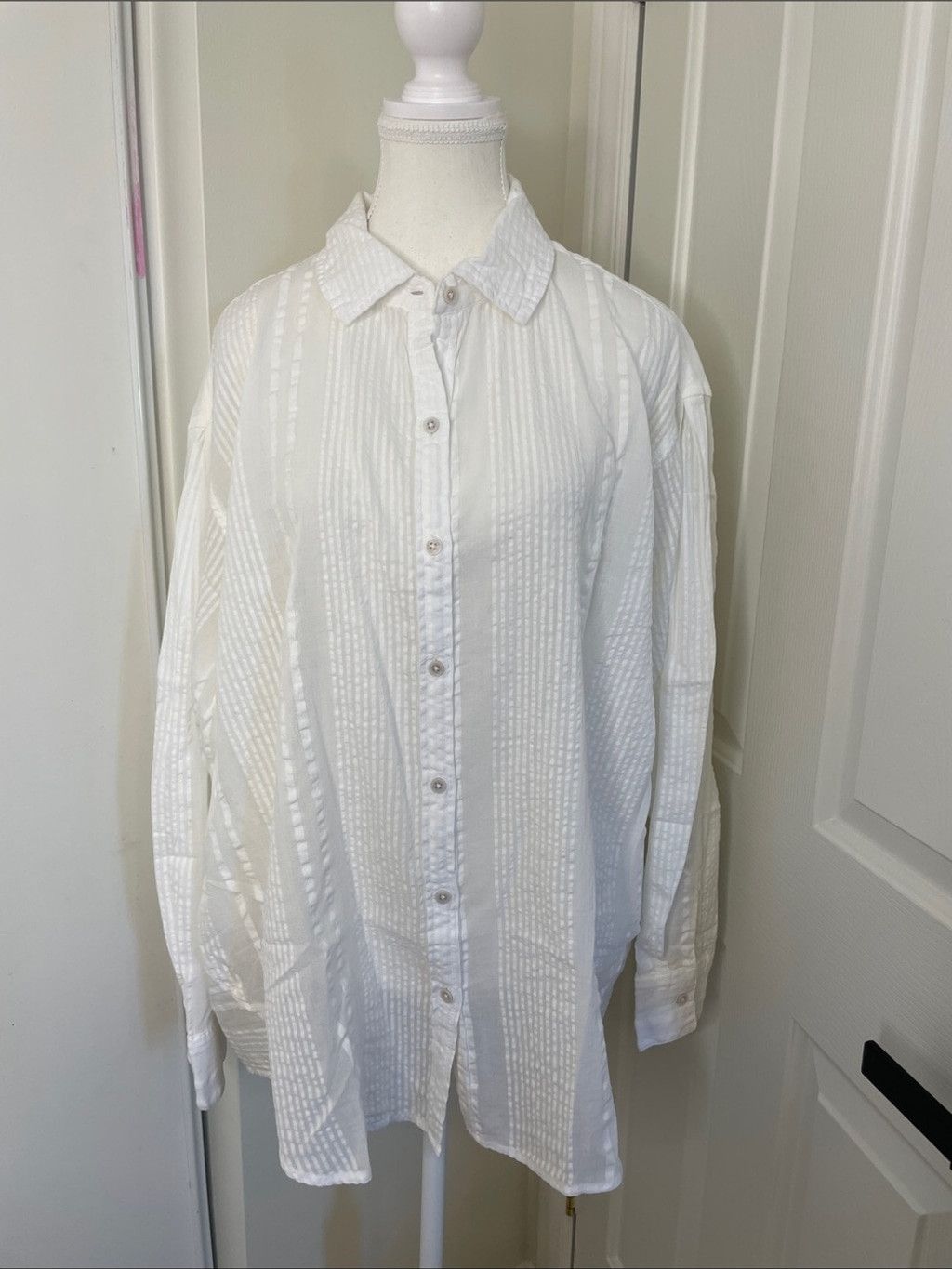 American Eagle Outfitters NWT Aerie Seersucker Oversized Cover-Up Button Down Shirt M Size M / US 6-8 / IT 42-44 - 3 Thumbnail