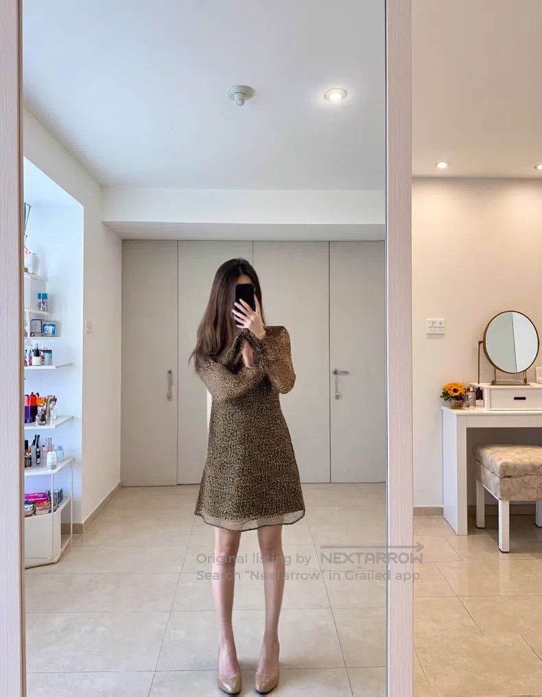Saint Laurent Paris Saint Laurent Paris Long-sleeved bow tie dress with mini s Size XXS / US 00 / IT 34 - 7 Thumbnail