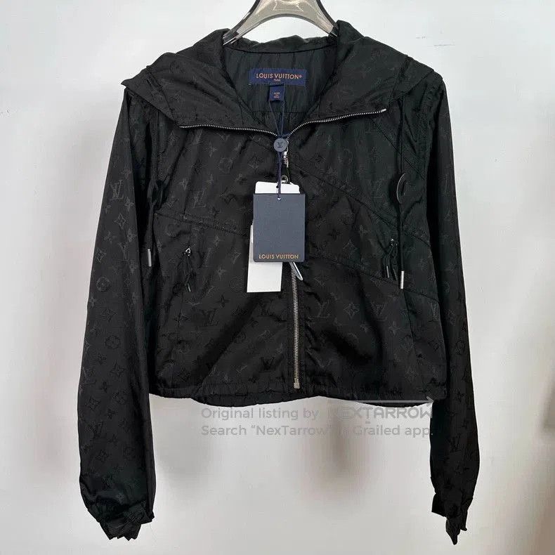 Louis Vuitton Louis Vuitton Black Short Jacket 36. Size US M / EU 48-50 / 2 - 1 Thumbnail
