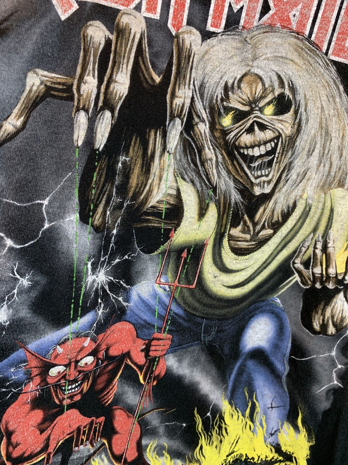 Band Tees × Iron Maiden *RARE* Iron Maiden Legacy Of The Beast World Tour Band Shirt Size US L / EU 52-54 / 3 - 5 Thumbnail