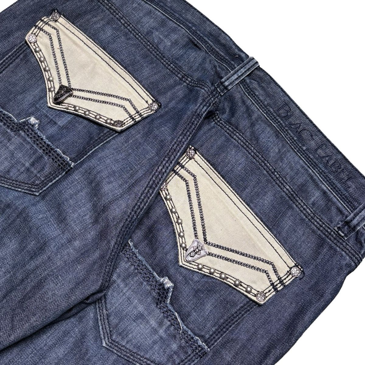 Other Vintage Y2K Men's Blac Label Jeans Studded Cross Size 38 Size US 38 / EU 54 - 2 Thumbnail