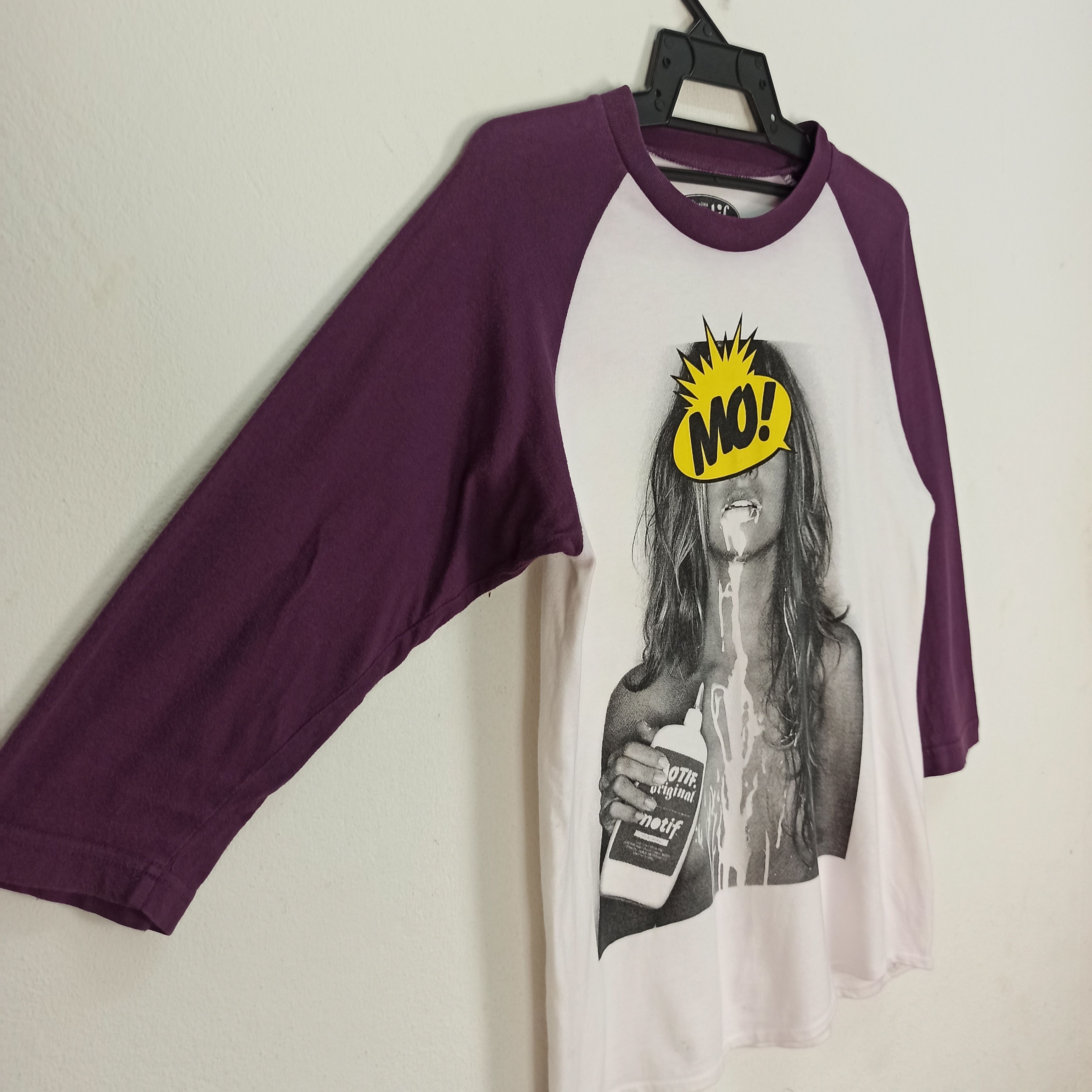 Japanese Brand Motif Sexy Women 3Q Tshirt Size US M / EU 48-50 / 2 - 2 Thumbnail