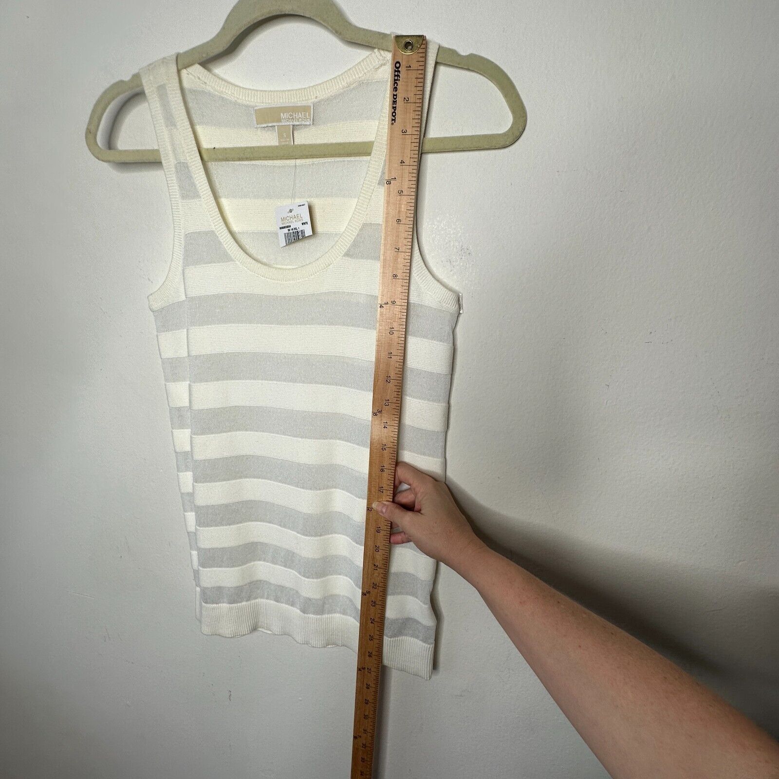 Michael Kors NWT Michael Kors Cream Sheer Stripes Scoop Neck Tank Top SM Size S / US 4 / IT 40 - 11 Thumbnail