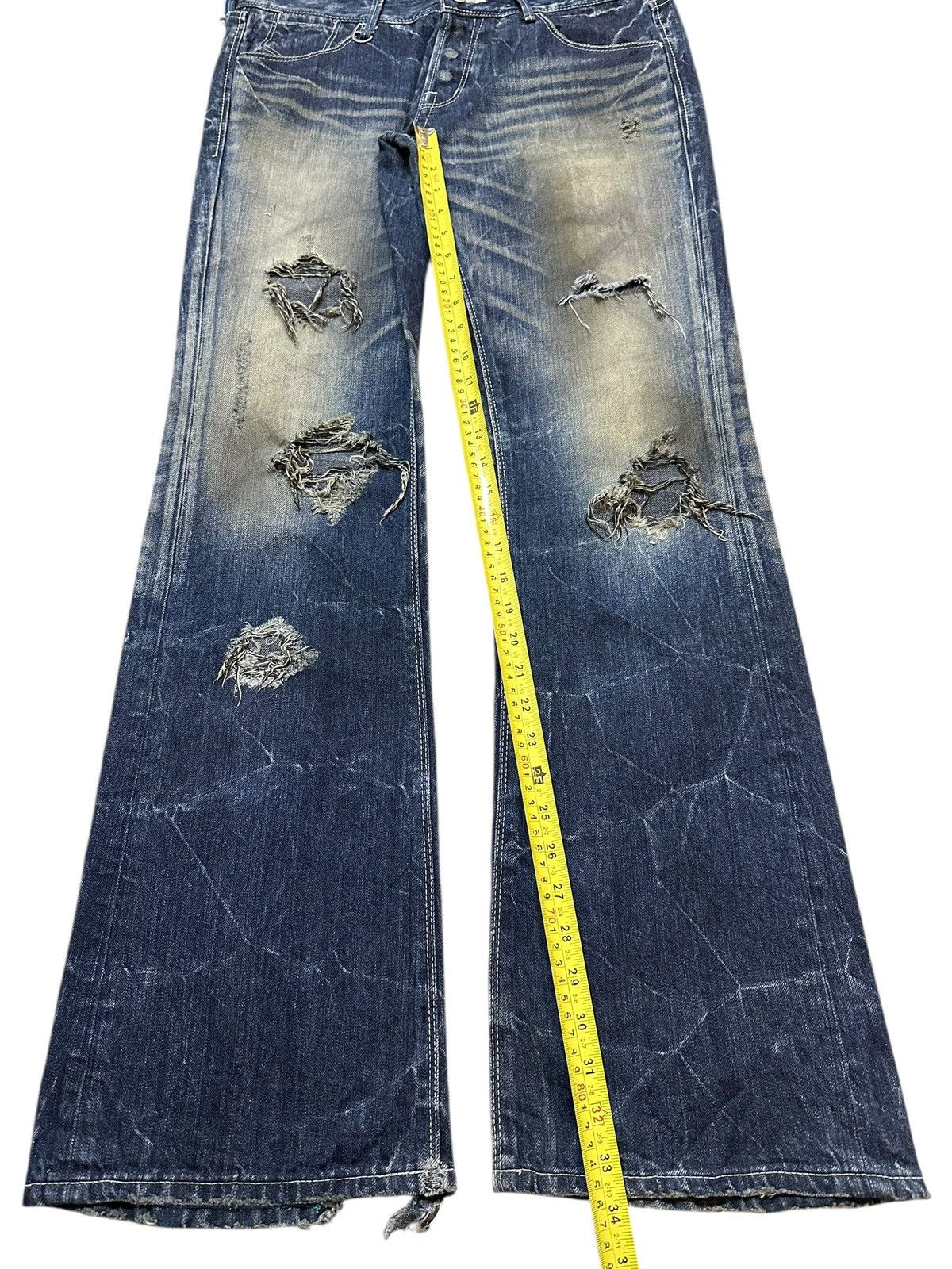 Japanese Brand Vintage Japan Vanquish Faded Wash Thunder Distress Flare Size US 34 / EU 50 - 13 Thumbnail