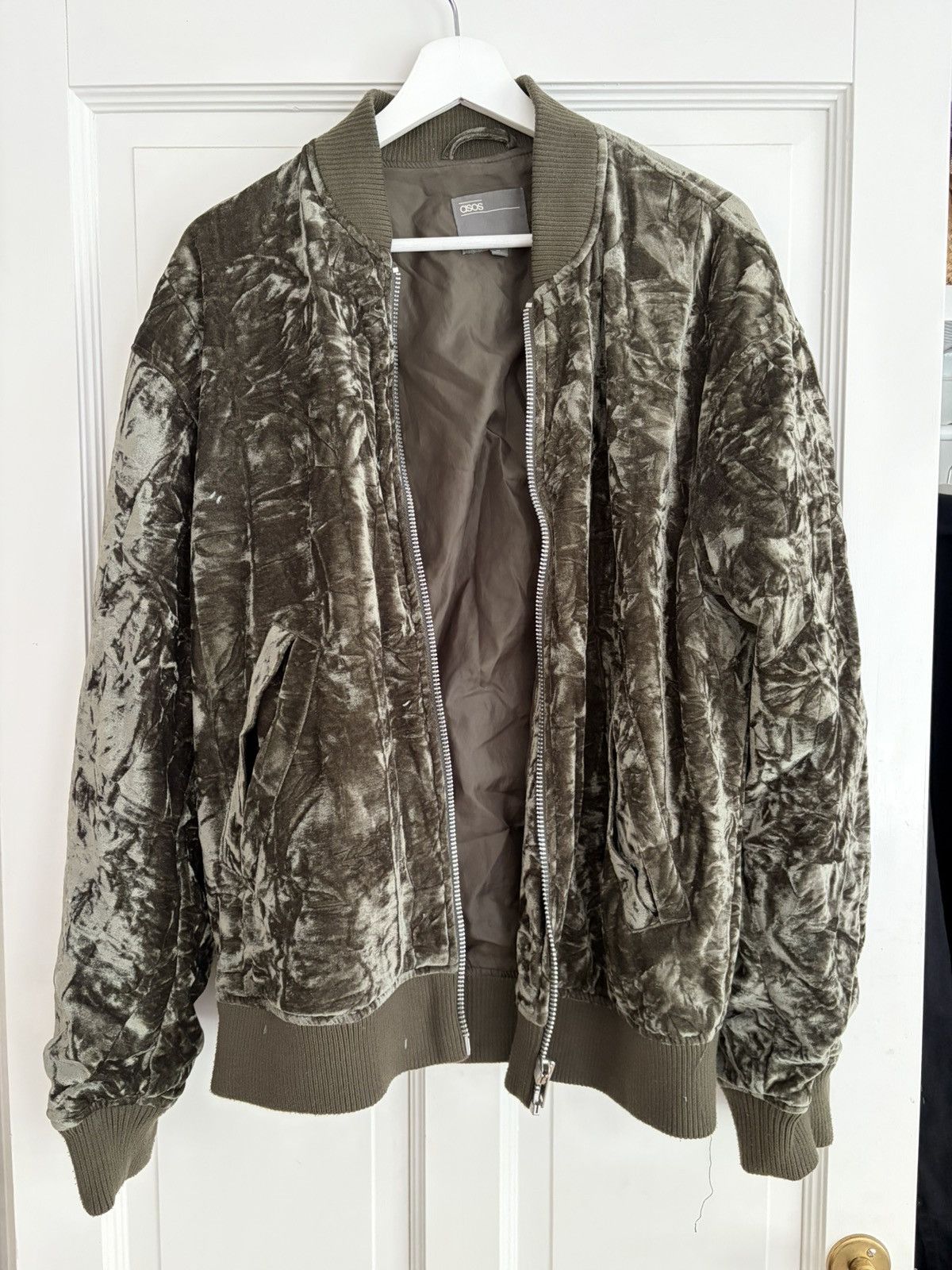 Asos Green crushed velvet bomber jacket Size US M / EU 48-50 / 2 - 1 Thumbnail