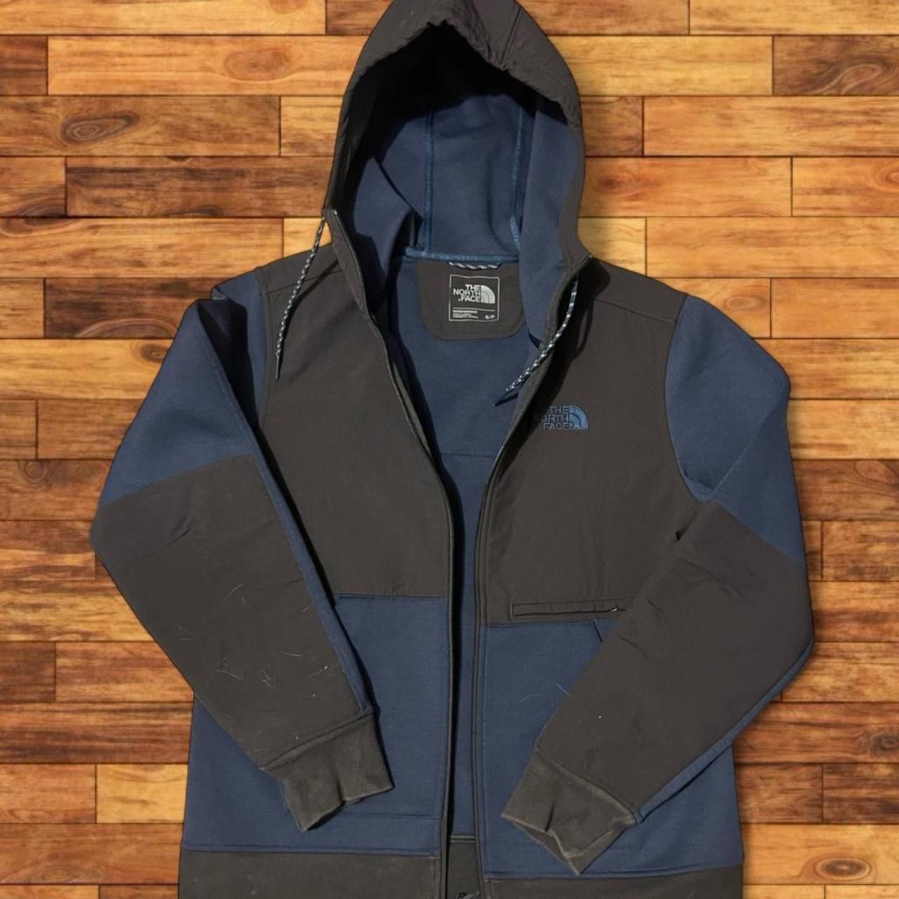 The North Face Blue and black northface jacket Size US S / EU 44-46 / 1 - 1 Thumbnail
