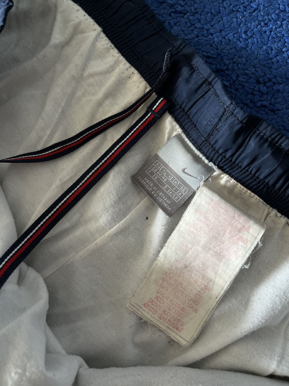 Nike Vintage Y2K Nike Nylon Pants Size US 36 / EU 52 - 7 Thumbnail