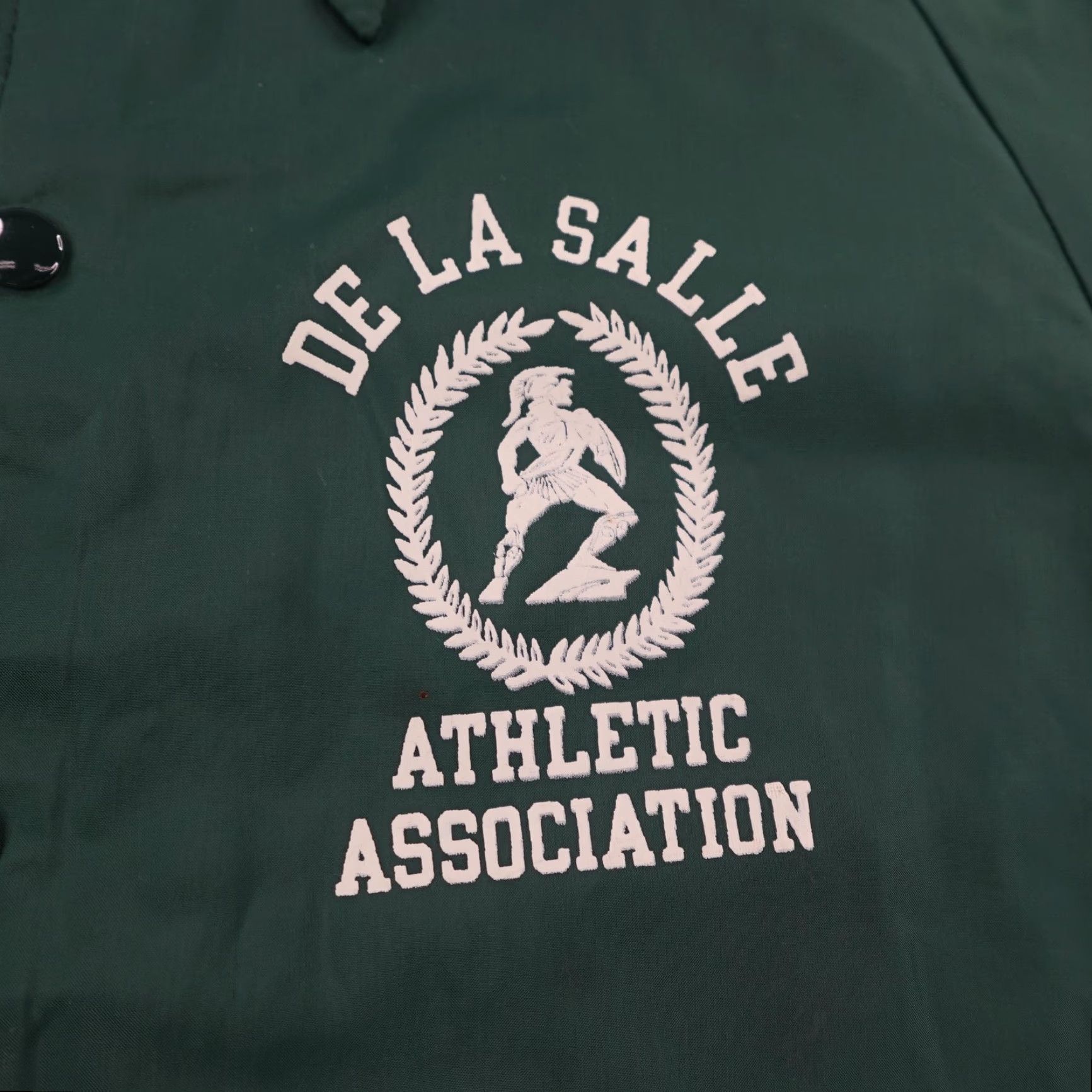 Champion VINTAGE Champion Windbreaker Jacket Men’s Medium Green De La Salle Athletics 70s Sports Size US M / EU 48-50 / 2 - 3 Thumbnail