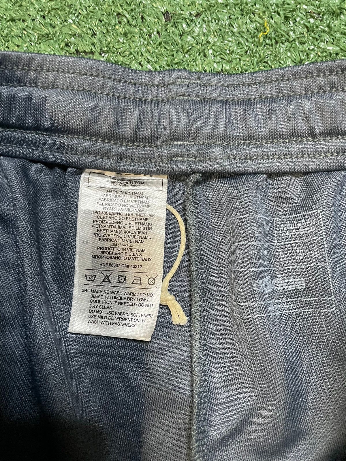 Adidas Adidas tiro 23 grey and white sweatpants Size US 32 / EU 48 - 5 Thumbnail