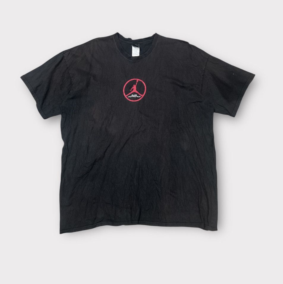 Jordan Brand Trashed over size Air Jordan Center Logo Jumpman Size US XXL / EU 58 / 5 - 1 Thumbnail