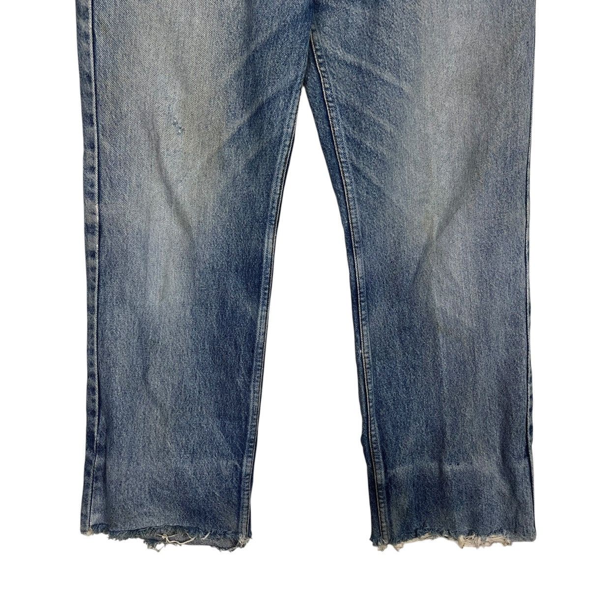 Levi's Vintage Levis Distressed Denim Jeans Size US 30 / EU 46 - 4 Thumbnail