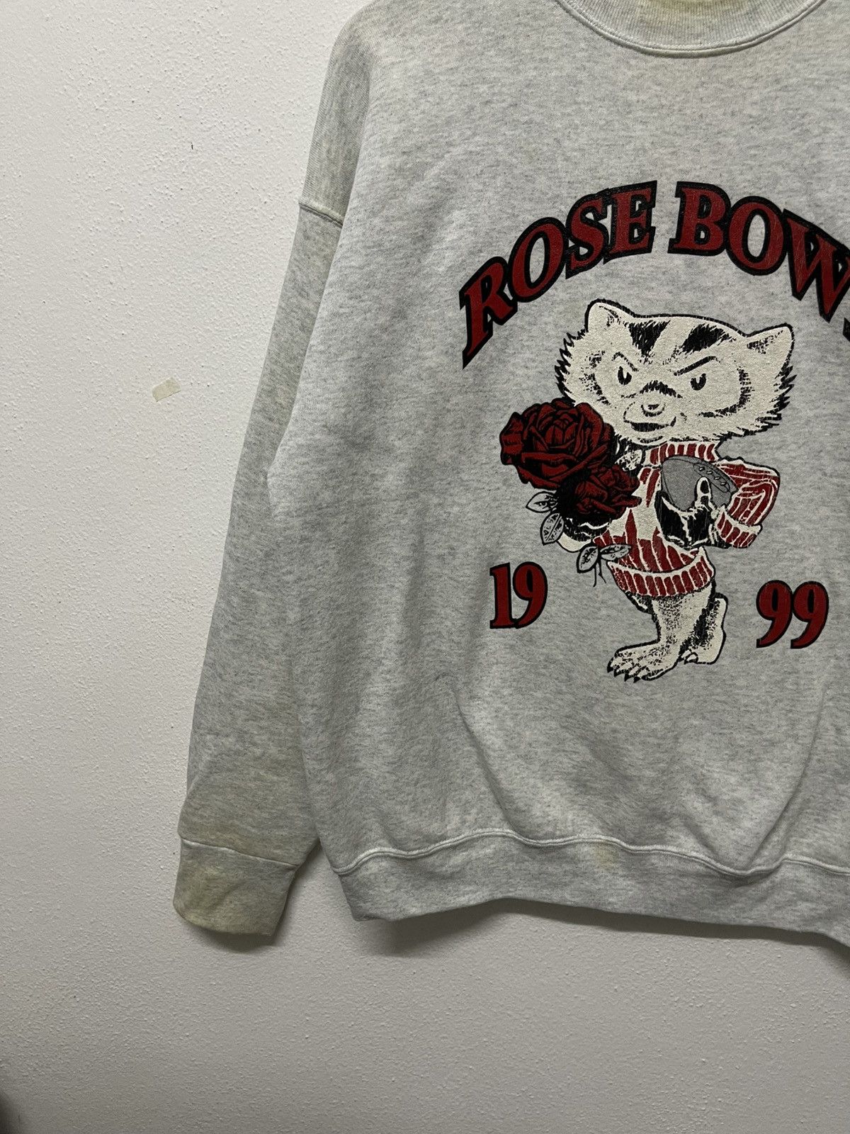Fruit Of The Loom × Vintage VINTAGE 1999 ROSE BOWL GAME WISCONSIN BADGERS SWEATSHIRT Size US L / EU 52-54 / 3 - 4 Thumbnail
