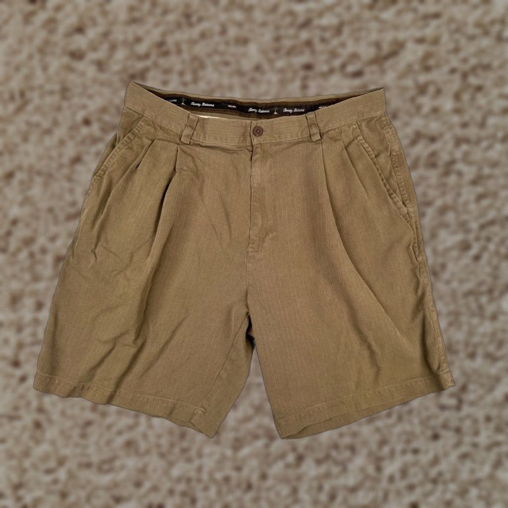 Tommy Bahama Tommy Bahama Shorts Men Bermuda 35 Brown Silk Pleated 100% Silk Beach Vacation 34x8 Bermuda Shorts Mens Size US 35 - 1 Thumbnail