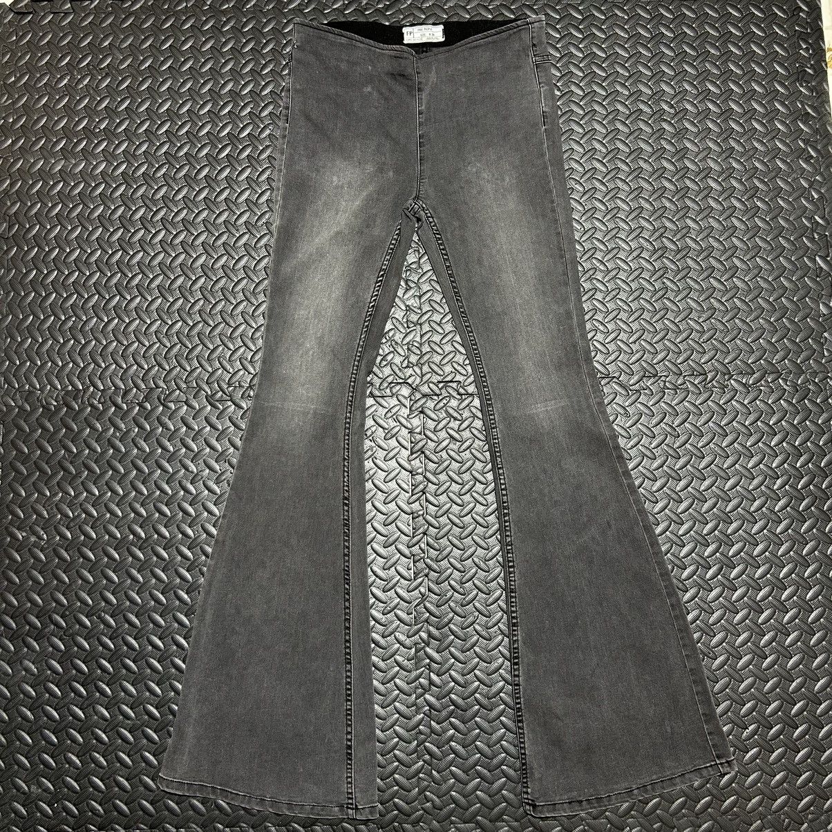 Free People Free People Womens Size 28 Flare Grey Black Pants Pull On Size 28" / US 6 / IT 42 - 1 Thumbnail